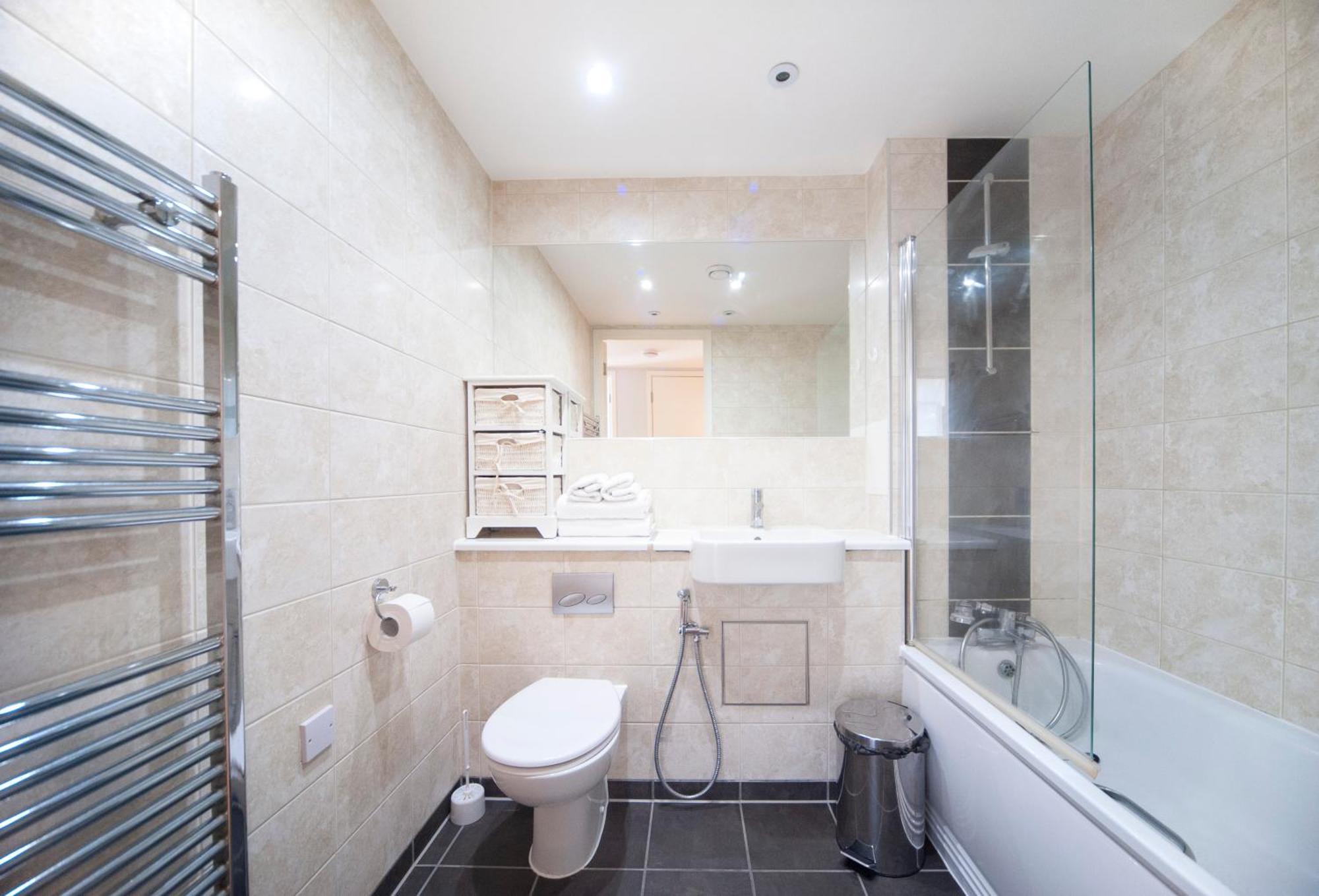 Floor - 2 Bed/2 Bath + Private Balcony Apartamento *