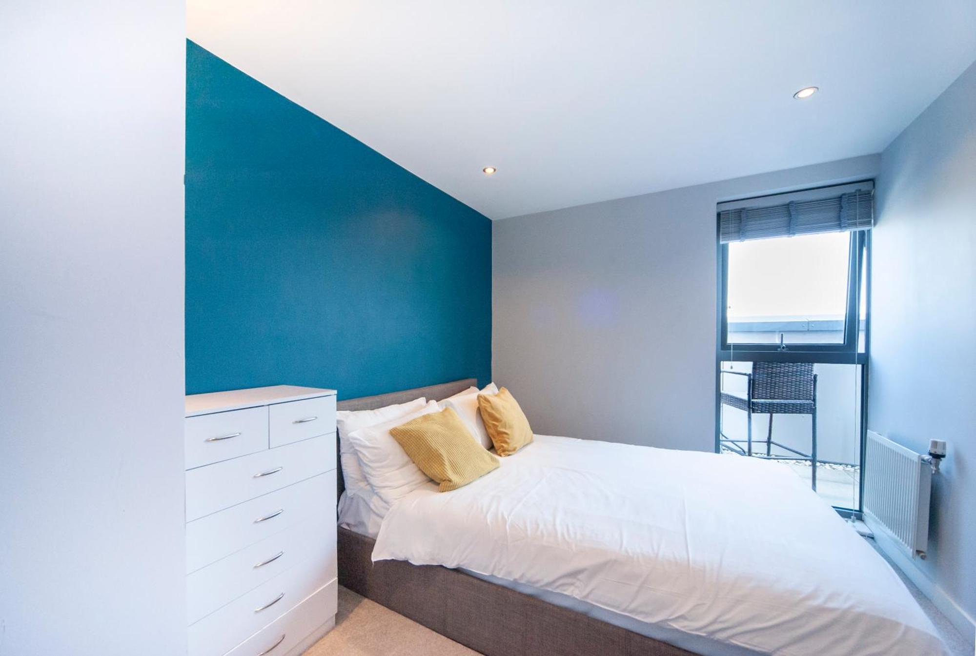 Apartamento Floor - 2 Bed/2 Bath + Private Balcony *