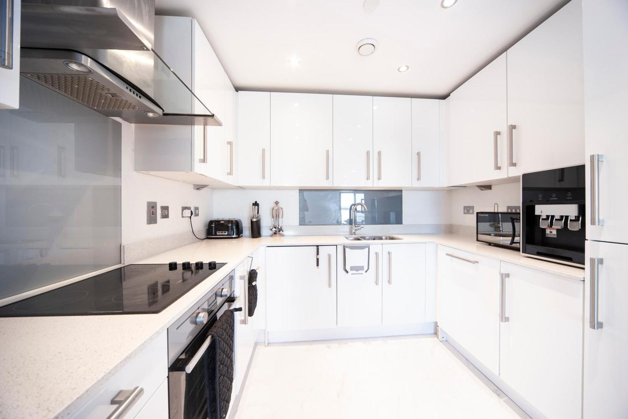 Floor - 2 Bed/2 Bath + Private Balcony Apartamento *