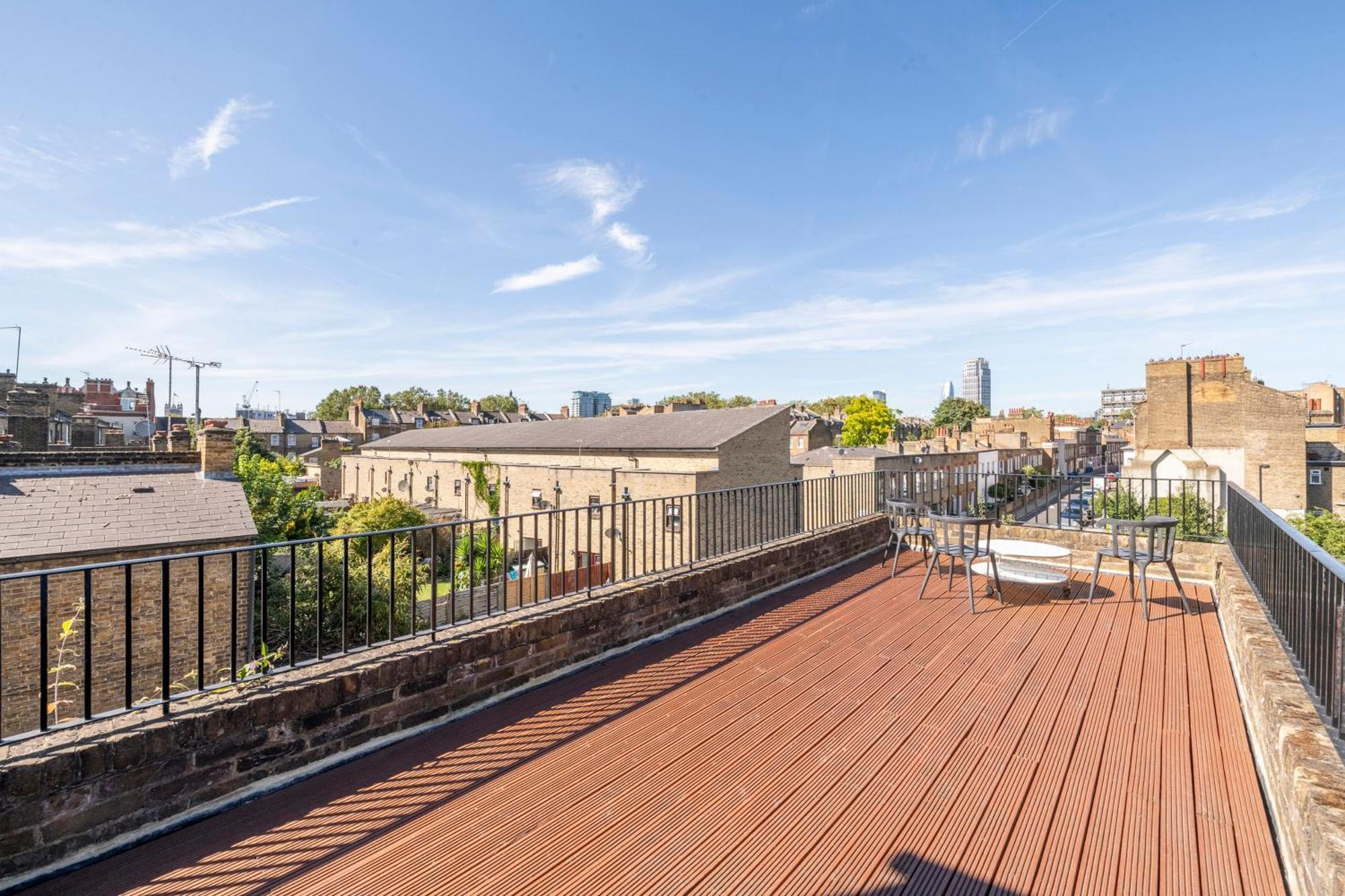 Spacious City Eye, Westminster, Big Ben, Vauxhall Station Apartment *