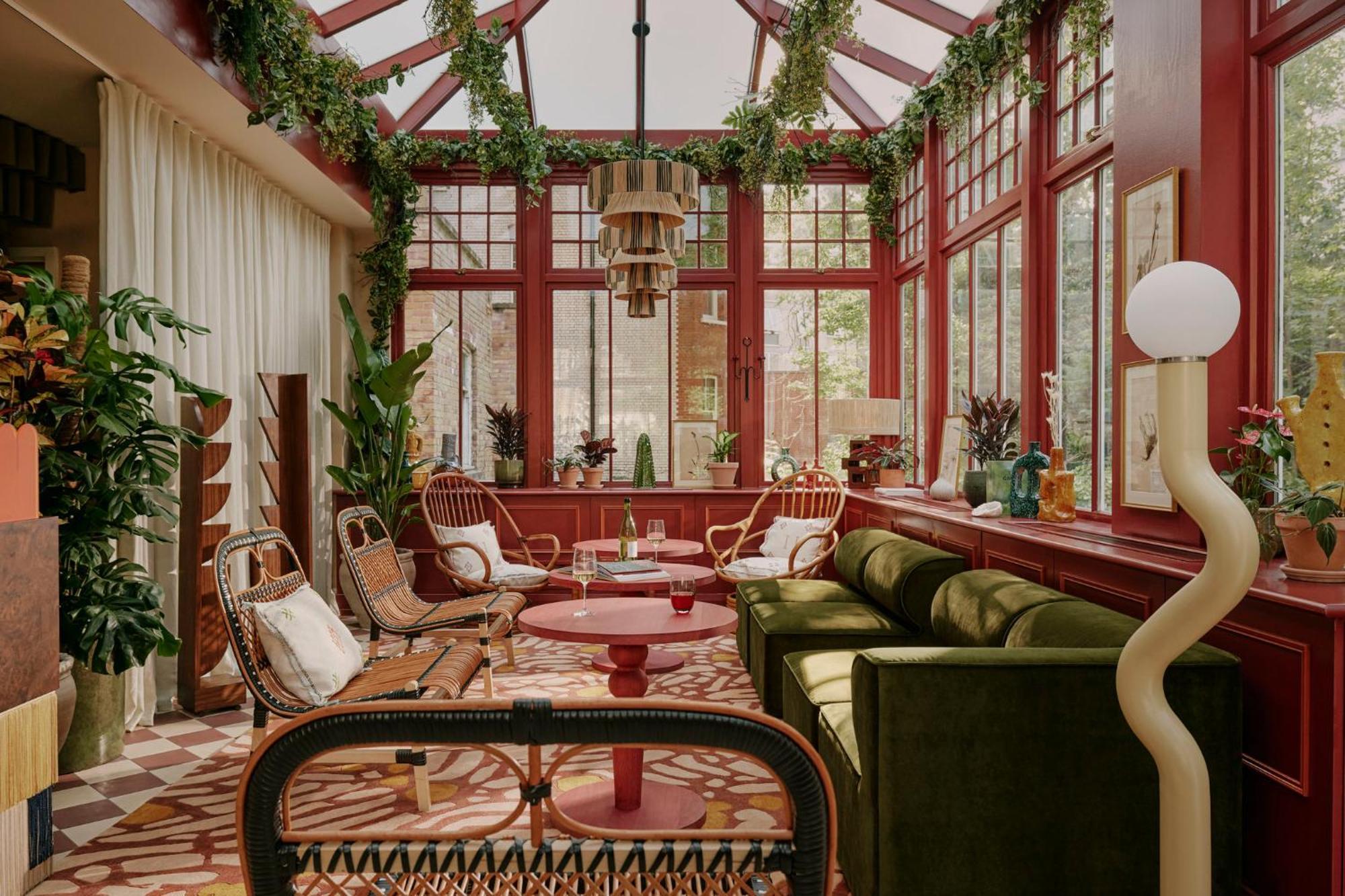 Ember Locke Kensington 4* London