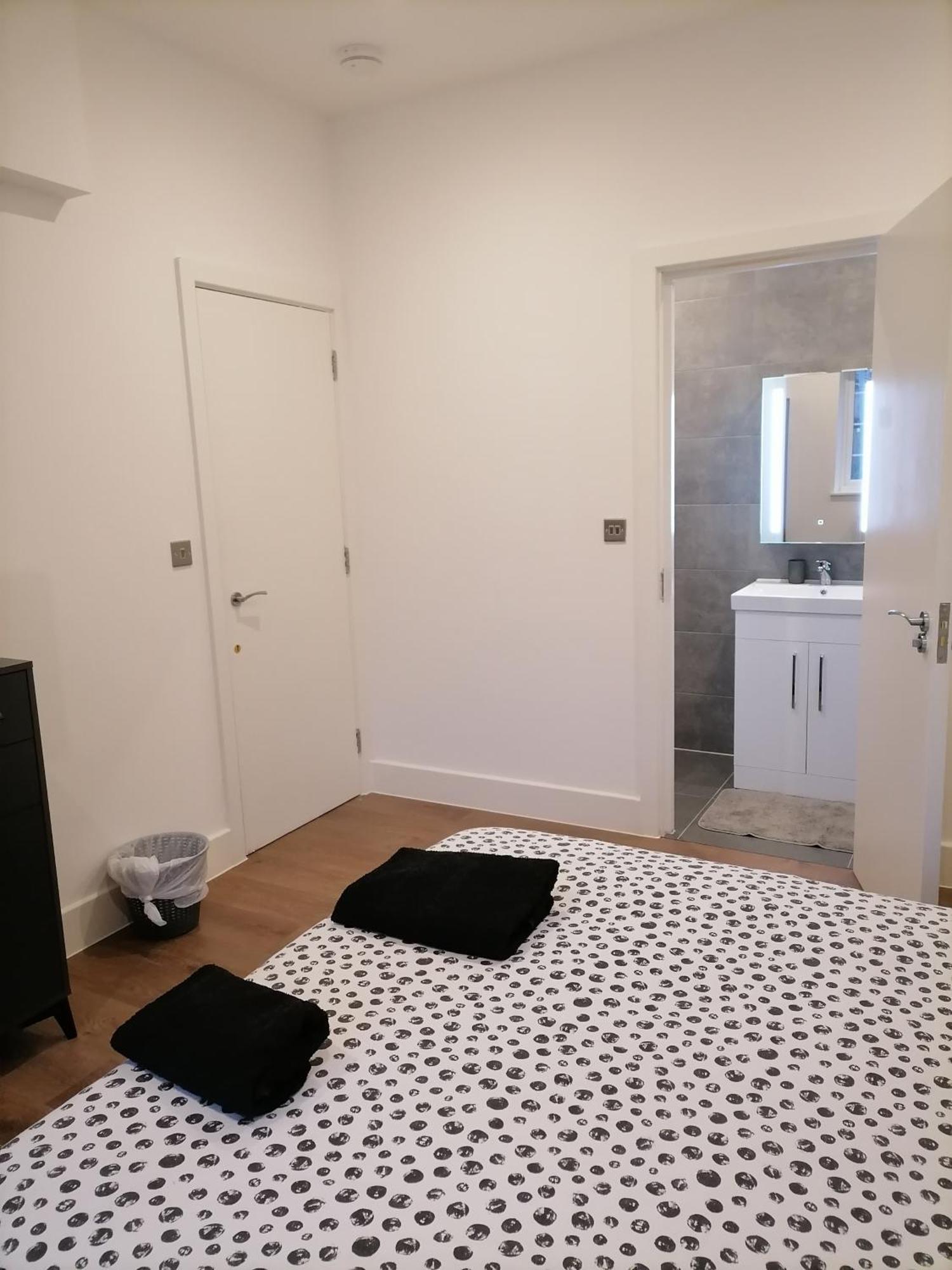 Hemans 0.8 Apartment *