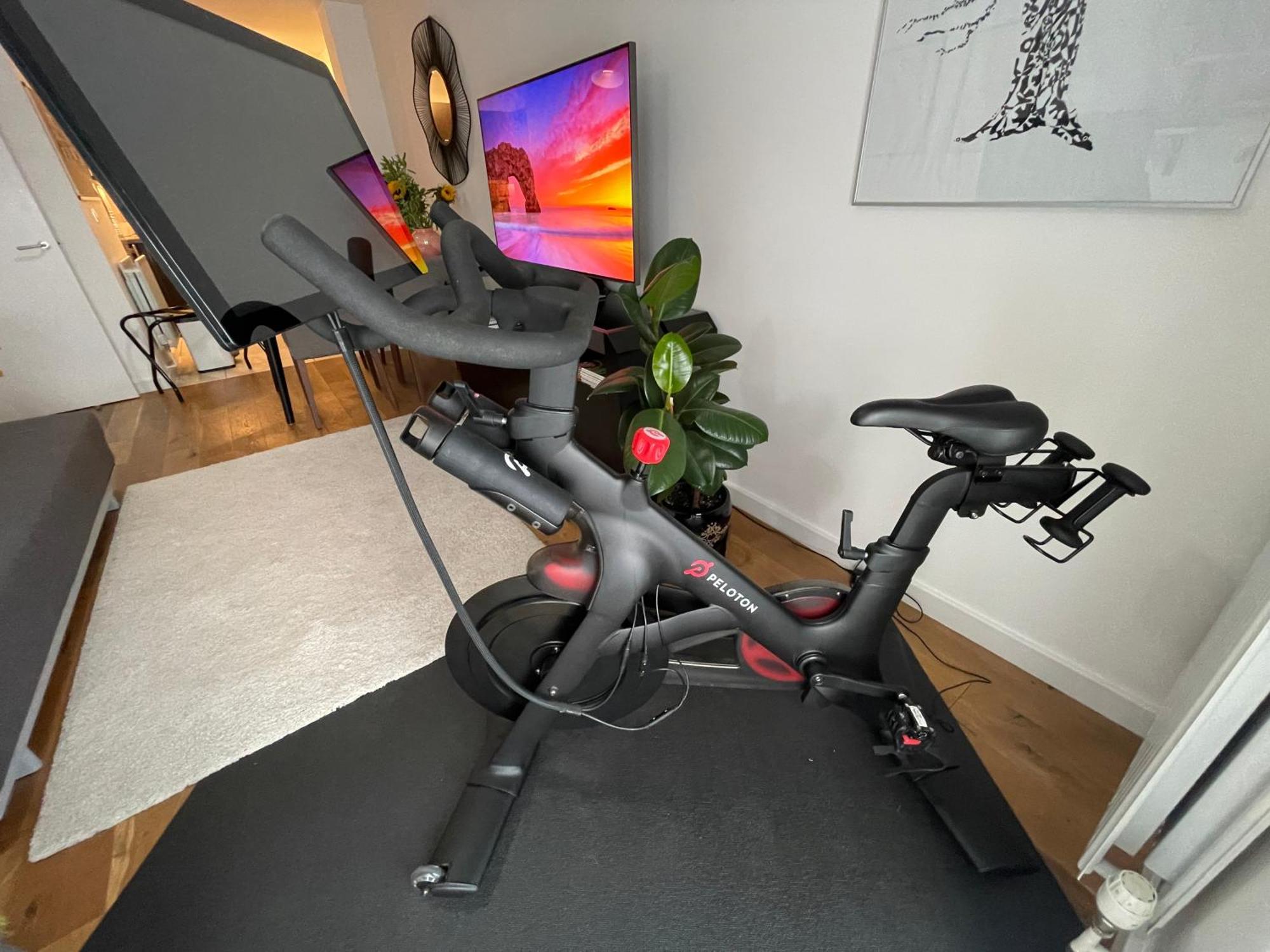 Apartment Peloton Organic Health In Angel, Old Street, Islington
