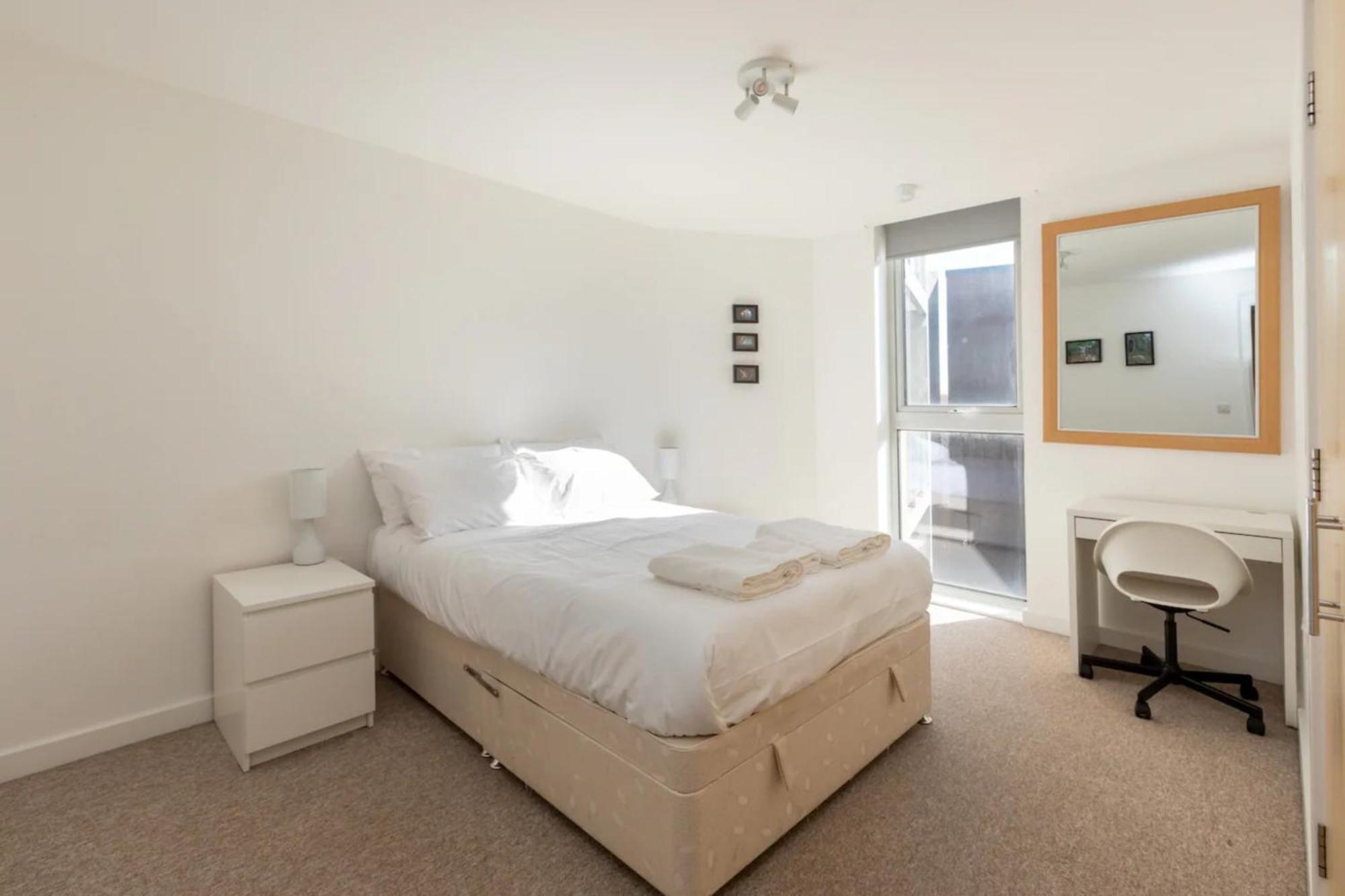 Bright & Airy 1 Bedroom In Trendy Peckham *
