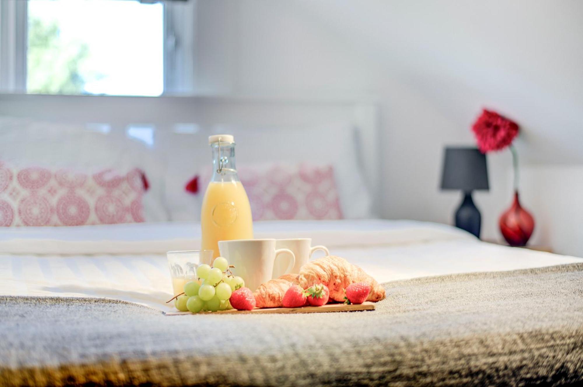 Islington Attic 3 Bedroom Flat Apartment *