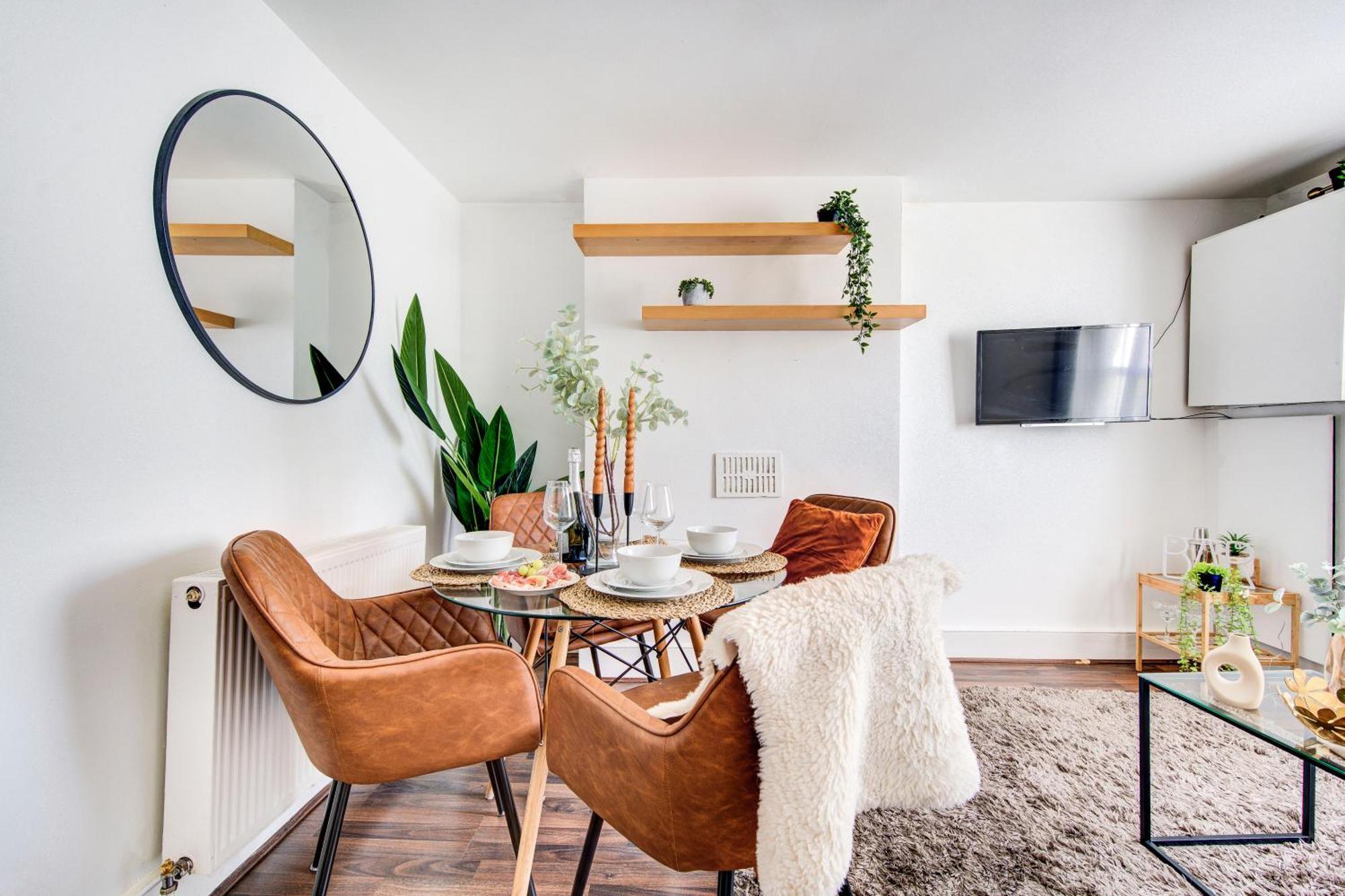 Islington Attic 3 Bedroom Flat Apartment *