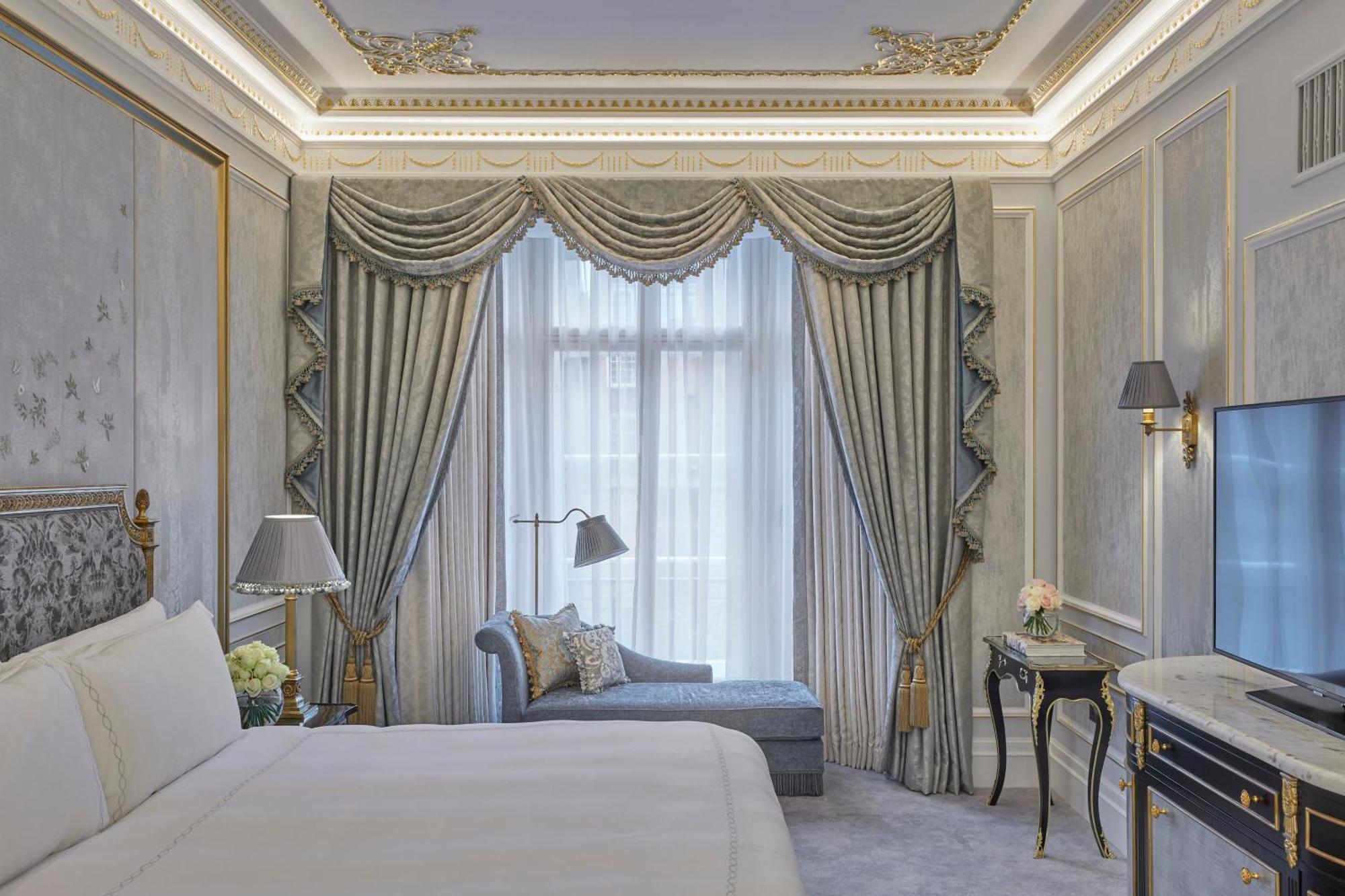 Claridge's, Maybourne Hotel 5*