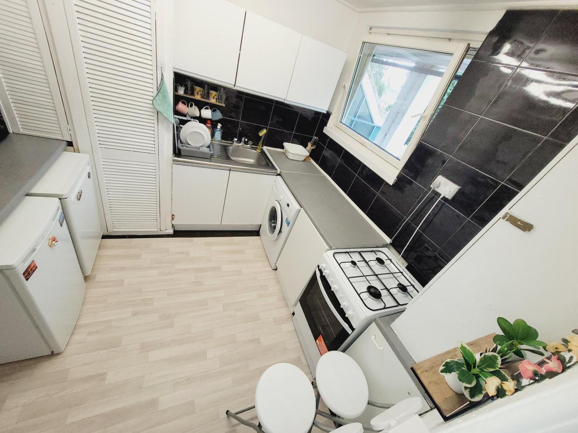 Homestay Excellent Double In Cheap Rate Around London