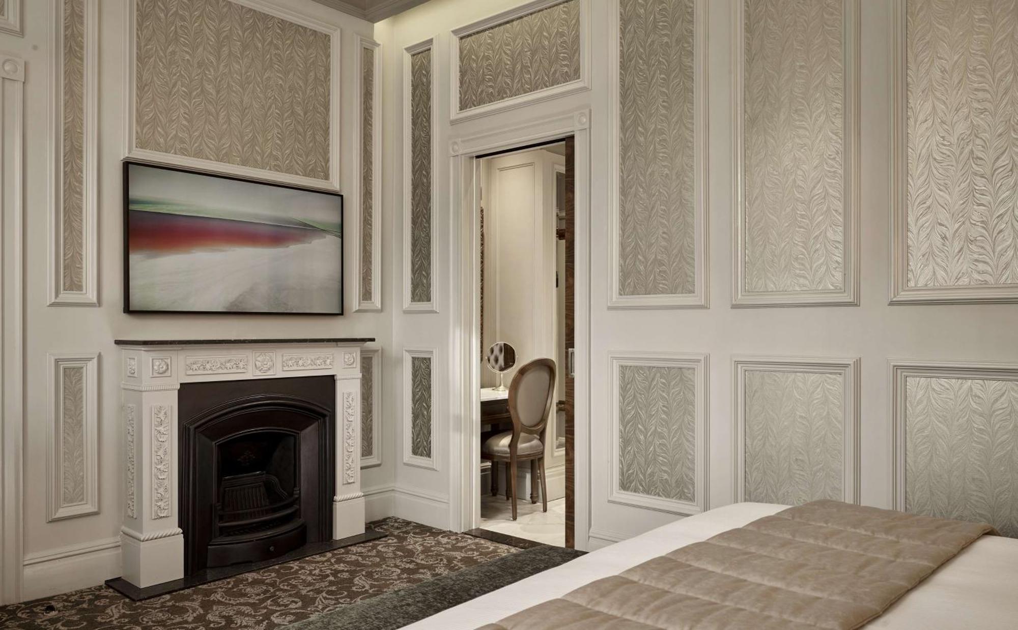 100 Queen's Gate London, Curio Collection By Hilton Hotel
