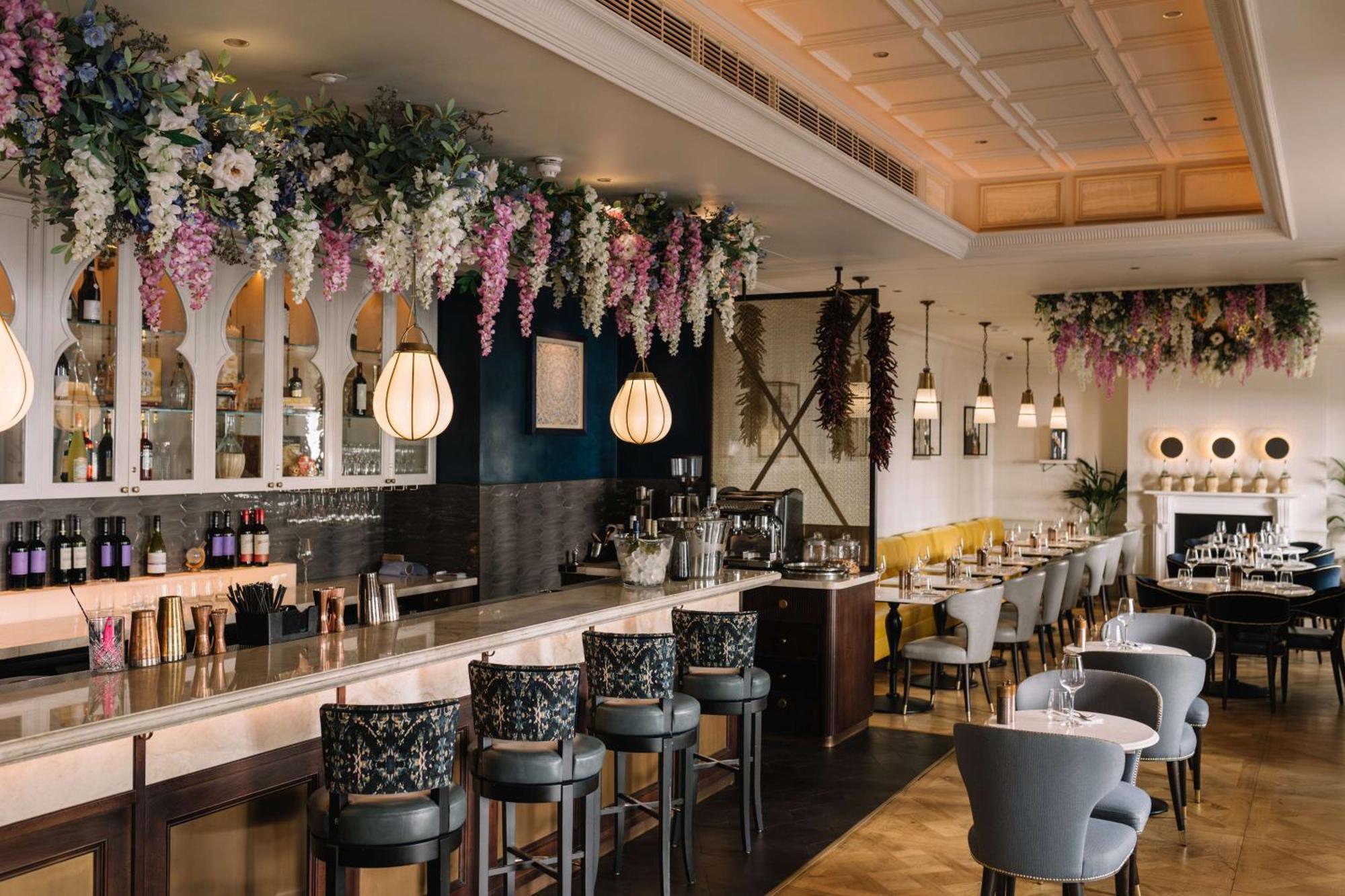 100 Queen's Gate London, Curio Collection By Hilton Hotel 5*