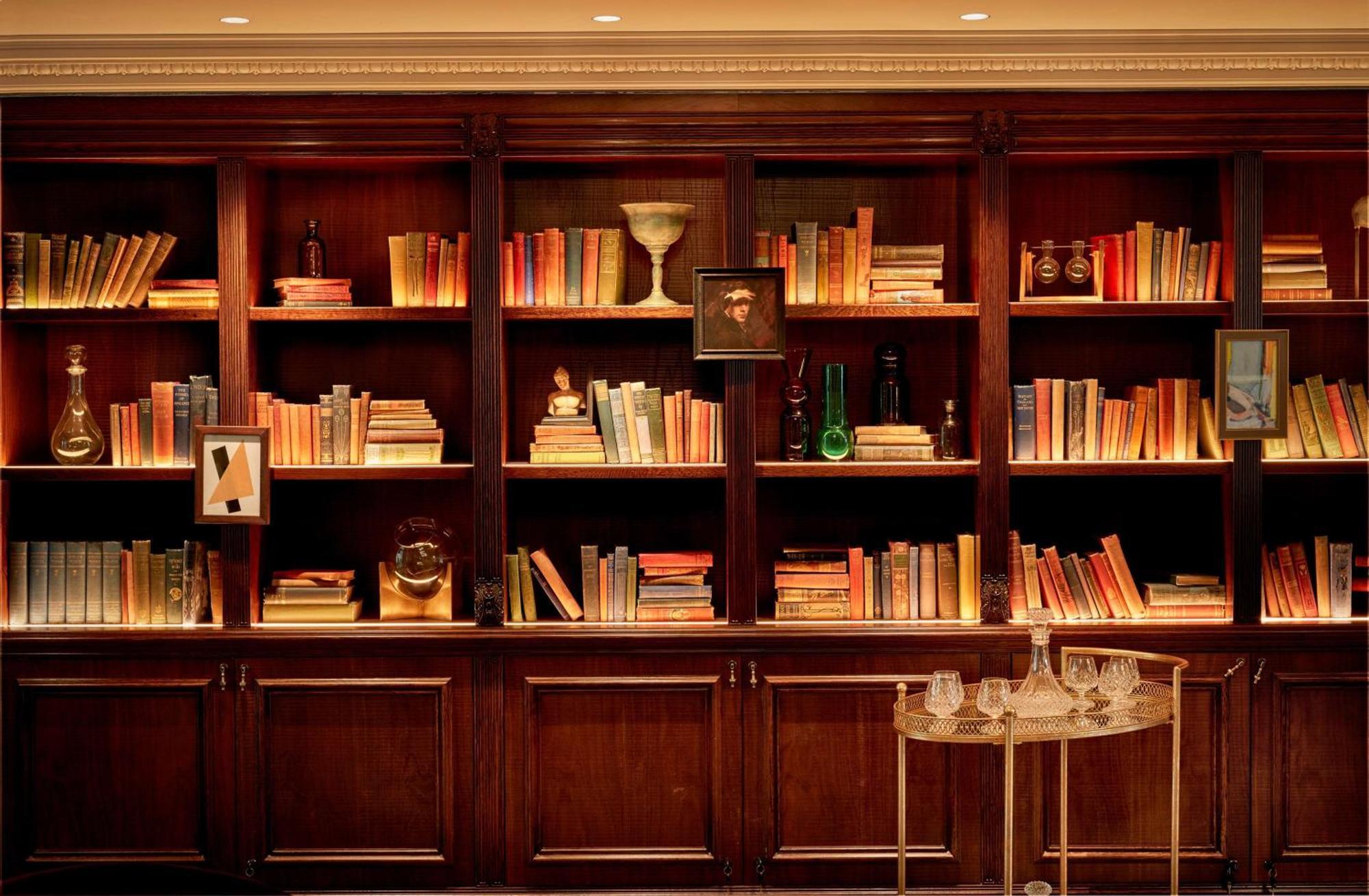100 Queen's Gate London, Curio Collection By Hilton 5* London