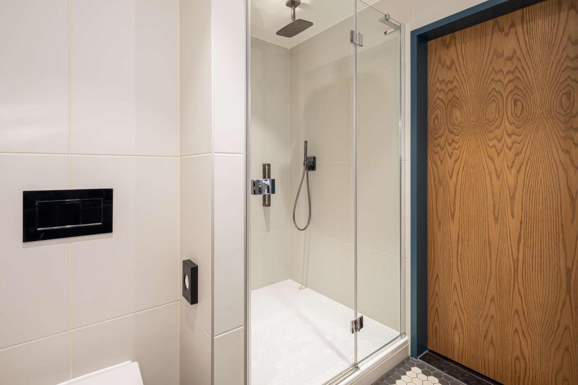 Hotel The Gantry London, Curio Collection By Hilton Londres