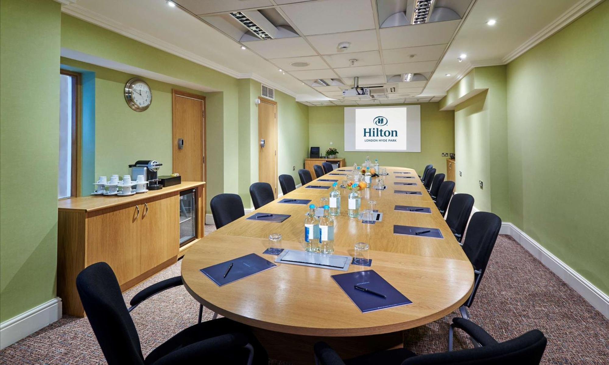 Hilton Hyde Park Hotel