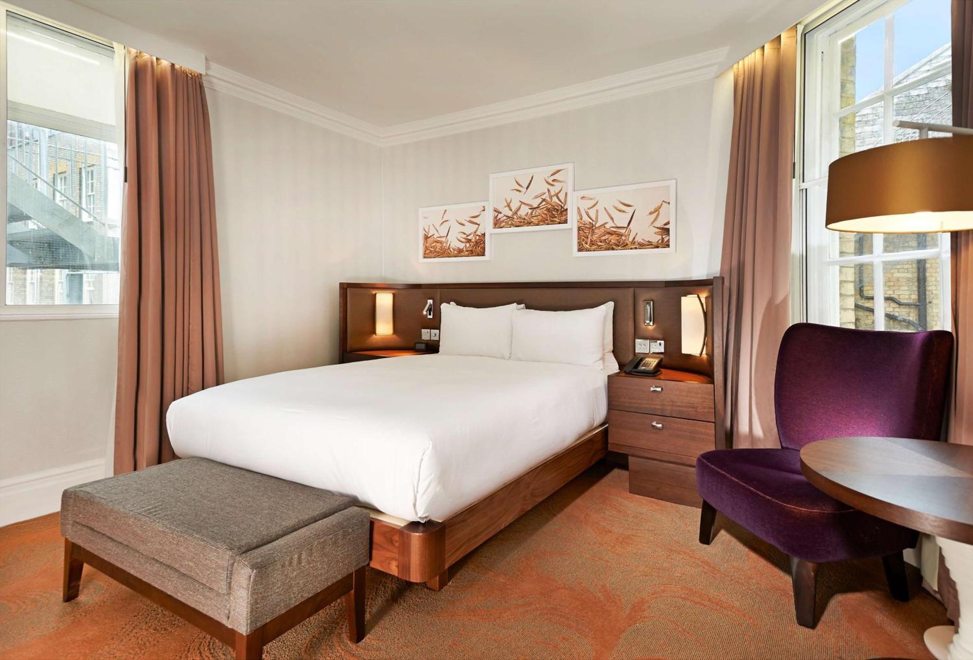 Hilton Hyde Park
