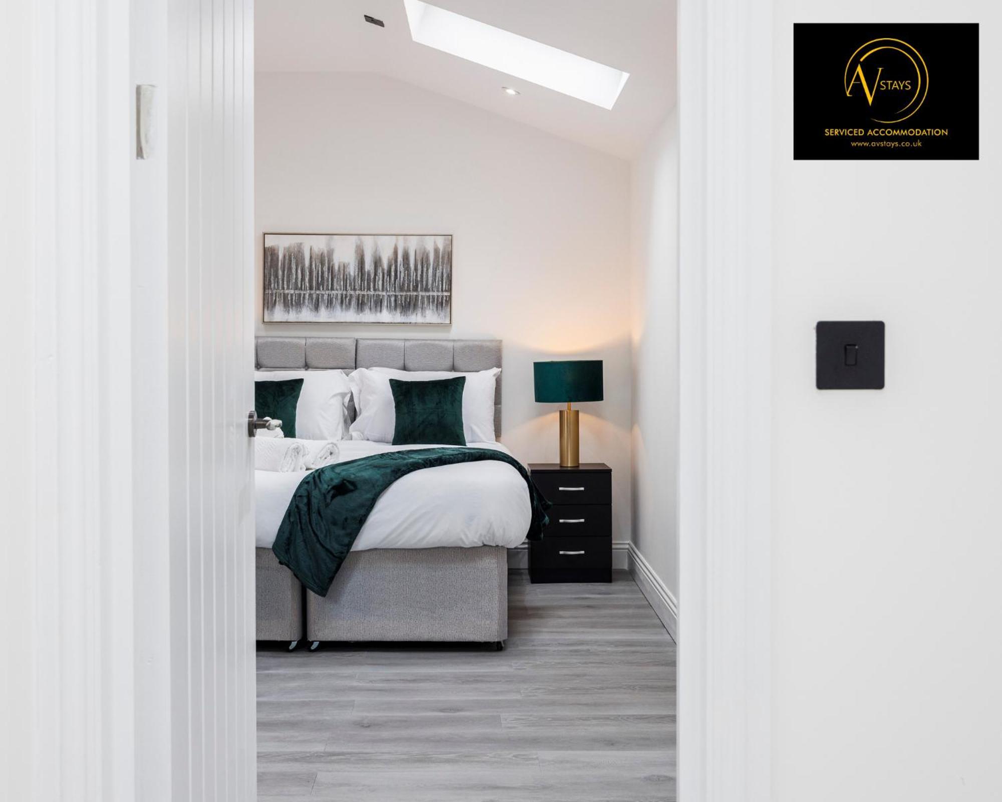 2 Bedroom By Av Short Lets Southwark
