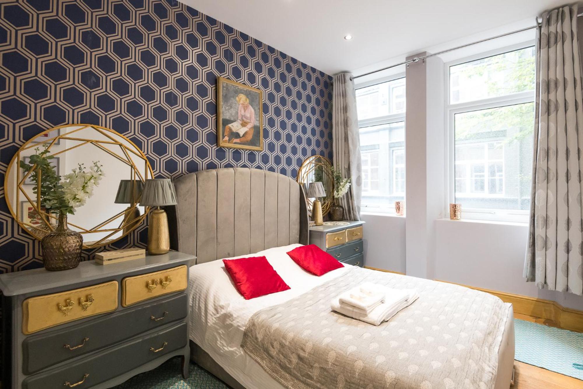 Flat Covent Garden London