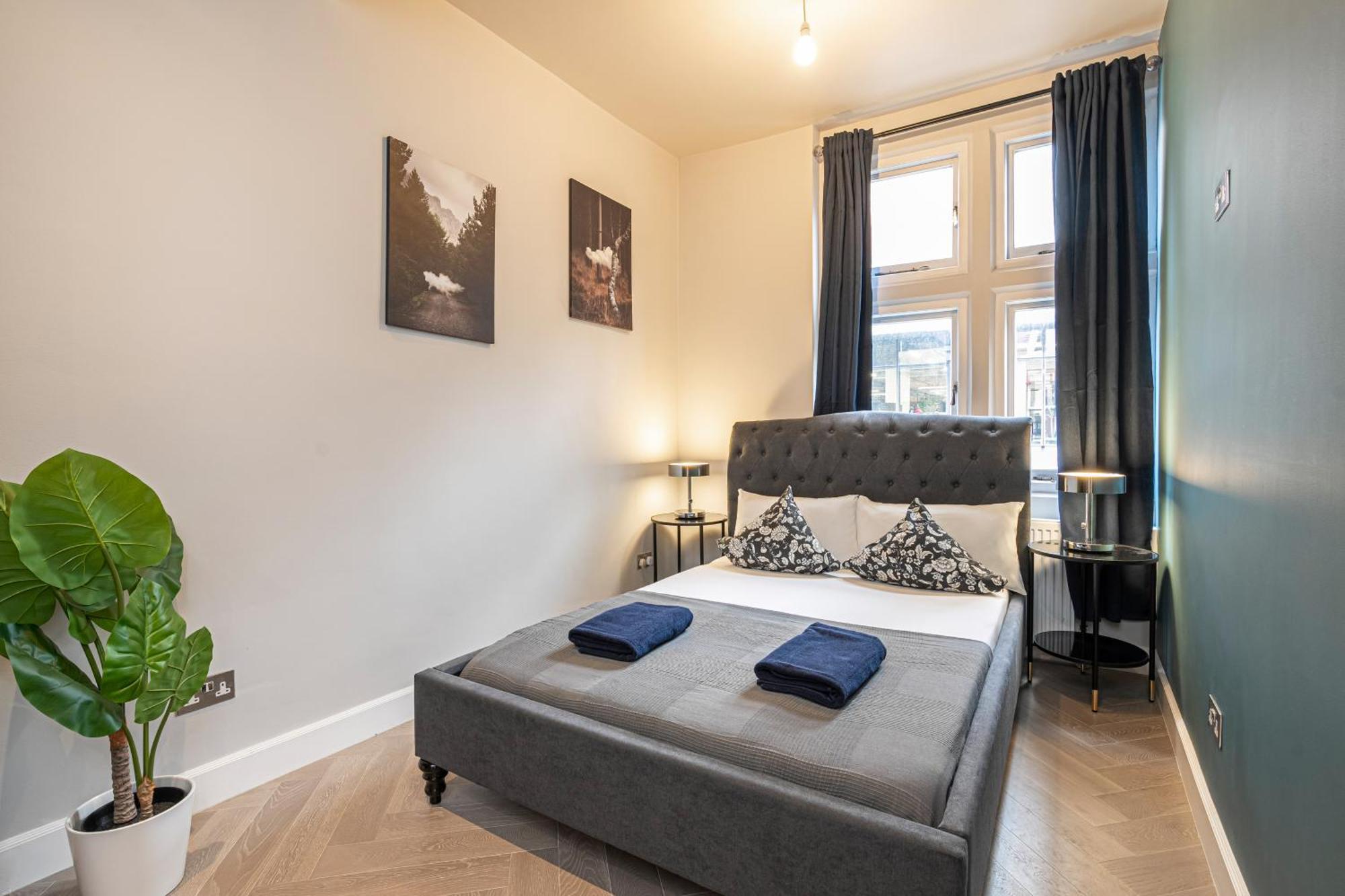 Picadilly Apartment