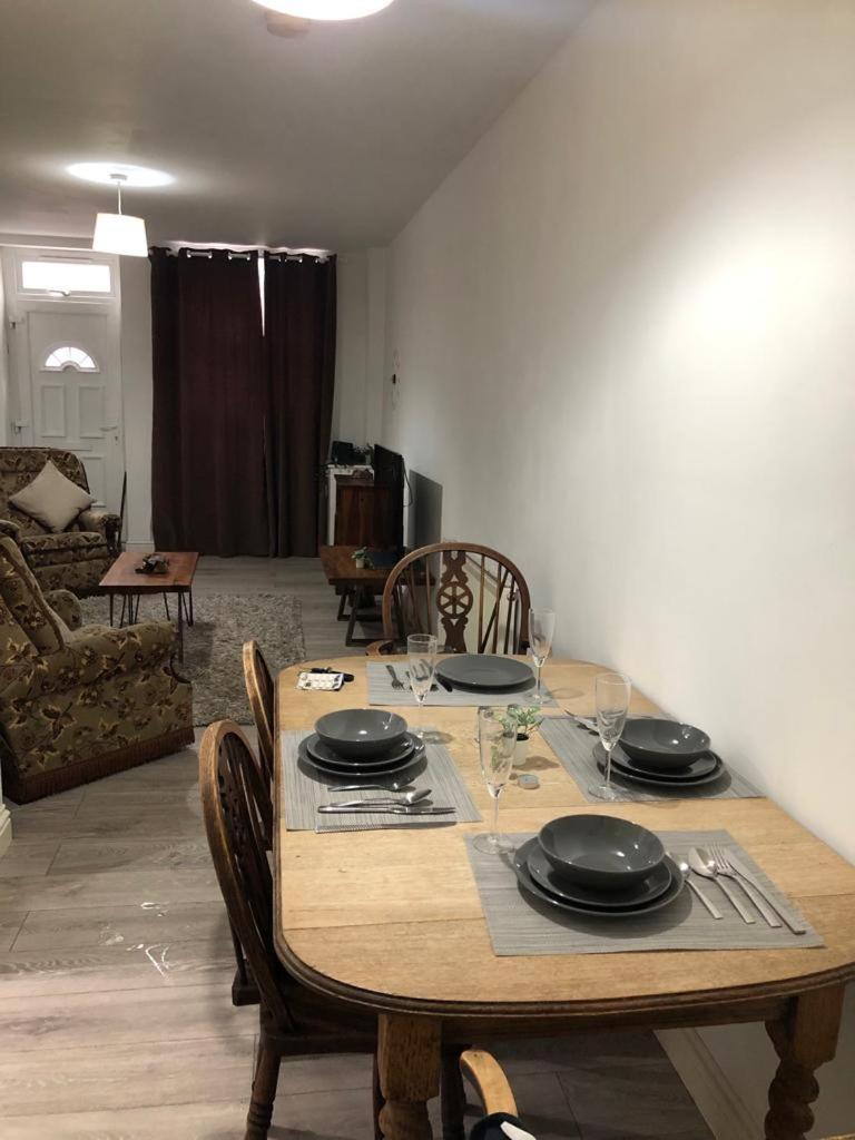 Alpha House Acomodação com café da manhã  *