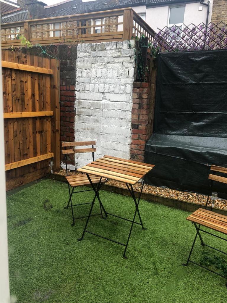 Acomodação com café da manhã  Alpha House Londres