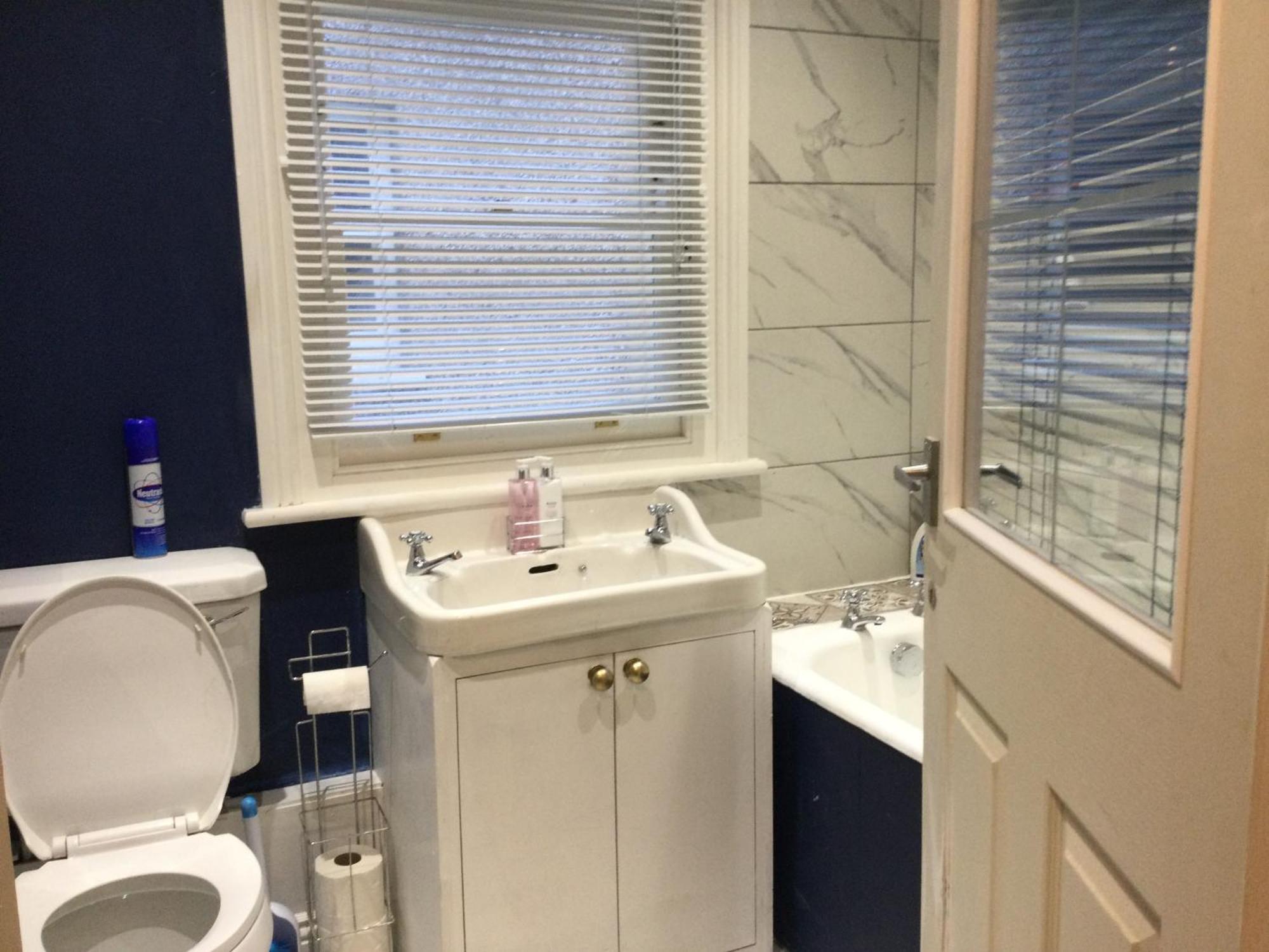 Tdm Bachelot Lettings Ltd 3*