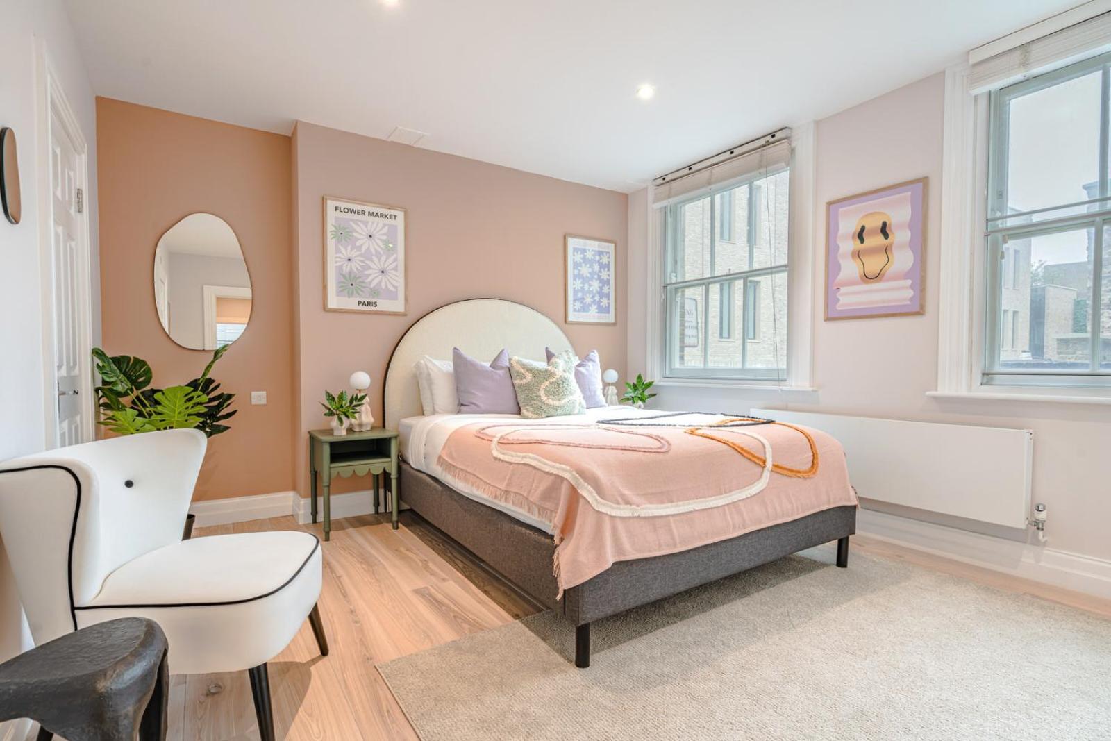 Be - The Soho Residences Apartment London