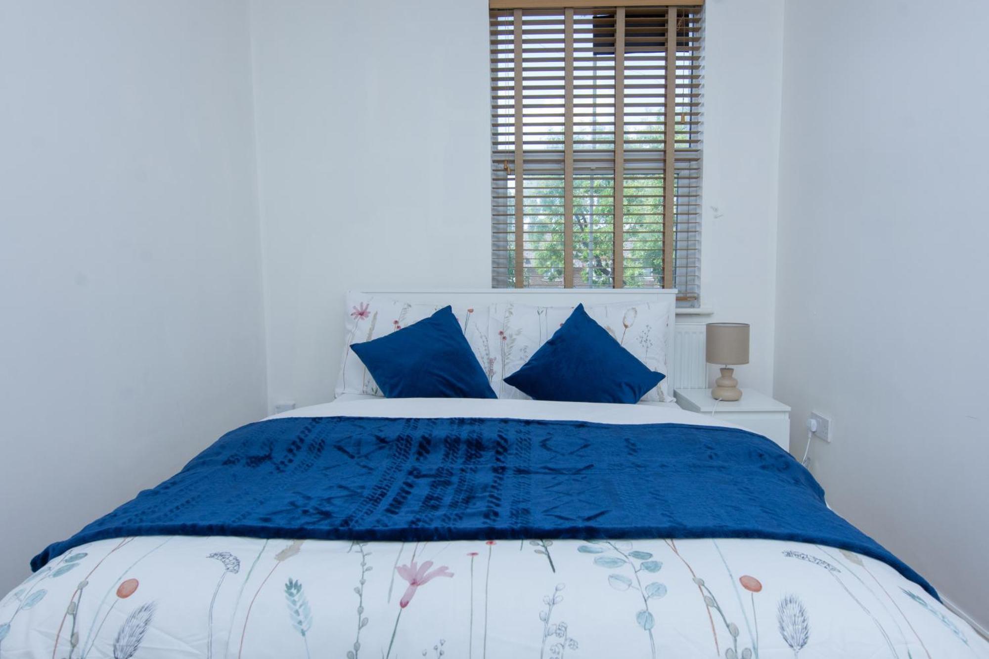Evergreen Apartments-flat 4,