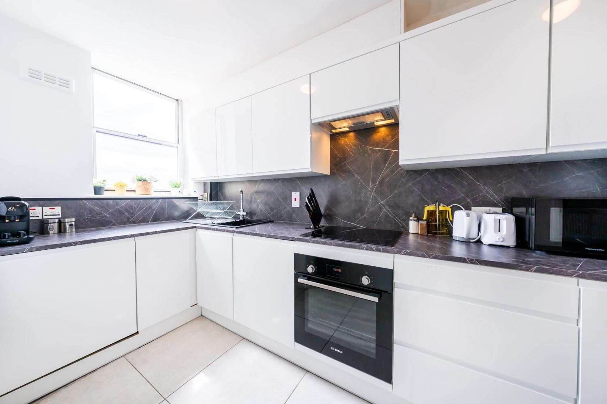 The Queensborough By Hyde Park Apartment London