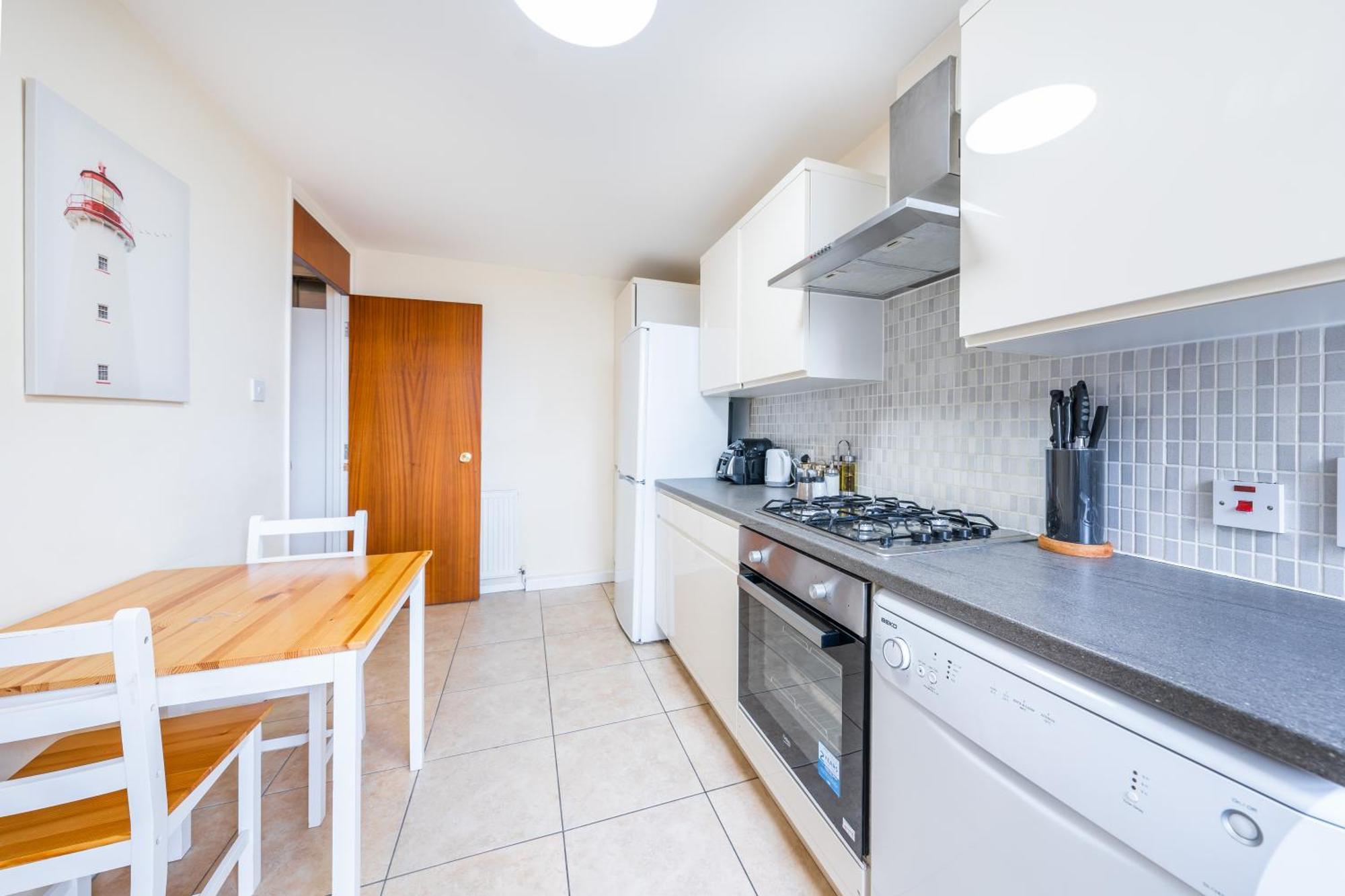 The Queensborough By Hyde Park Apartment