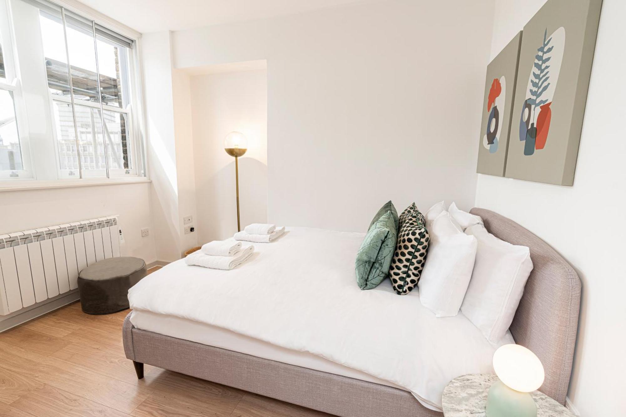 Stylish 1 Bed Flats In Soho, Next To Piccadilly Circus And Trafalgar Square Apartment *