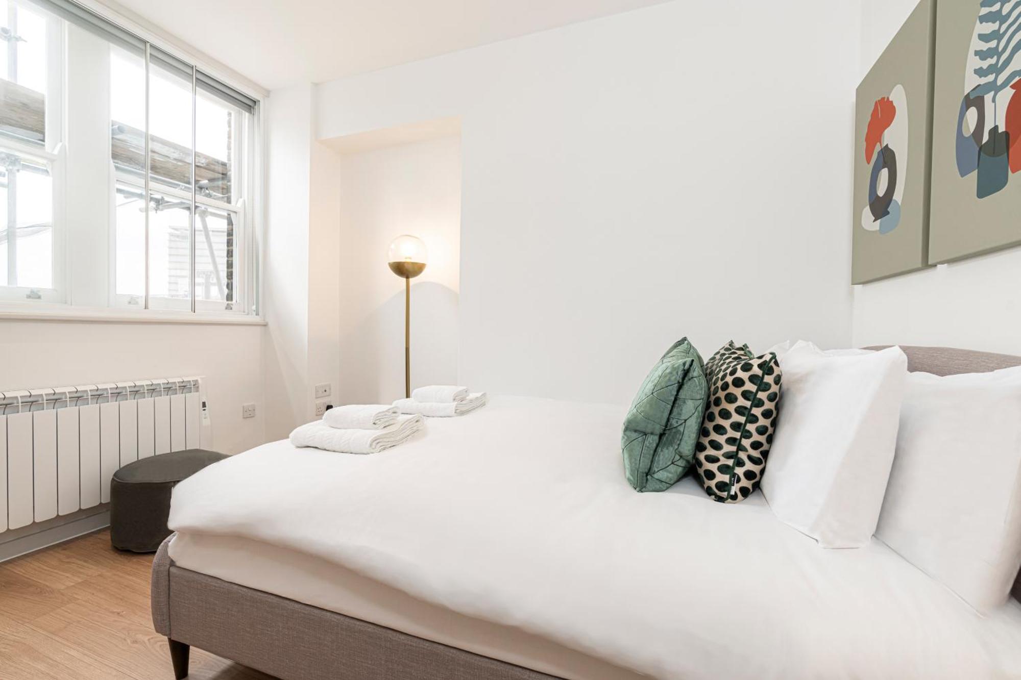 Stylish 1 Bed Flats In Soho, Next To Piccadilly Circus And Trafalgar Square Apartment *