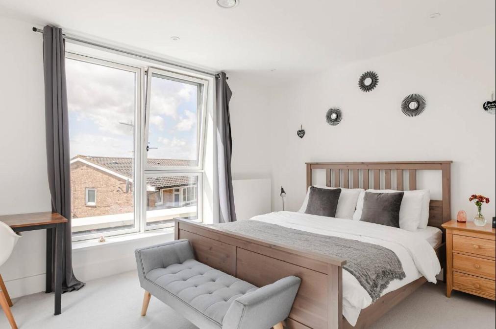 A Modern Lavish En-suite Bedroom * Londres