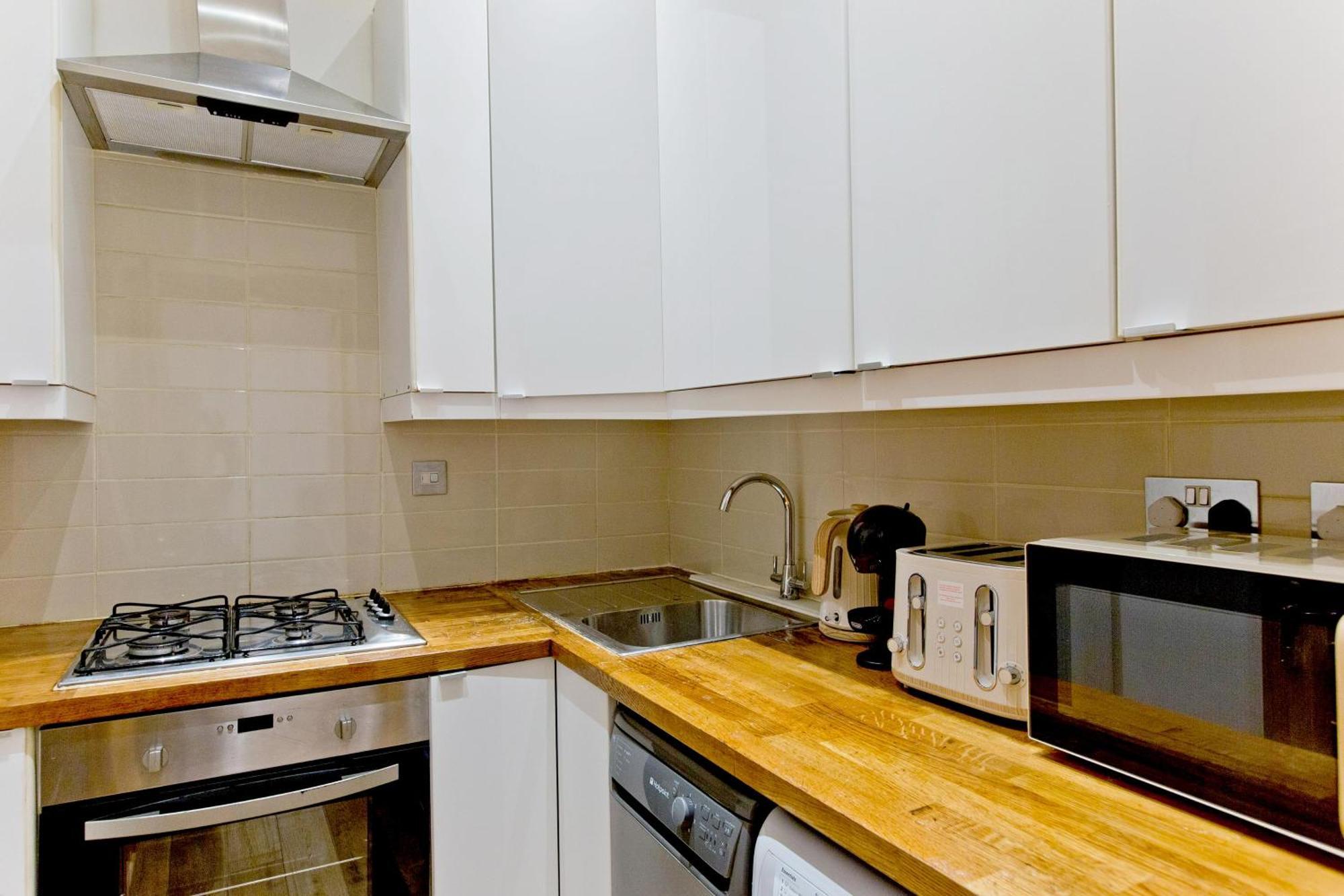 Imperial Earls Court Apartment