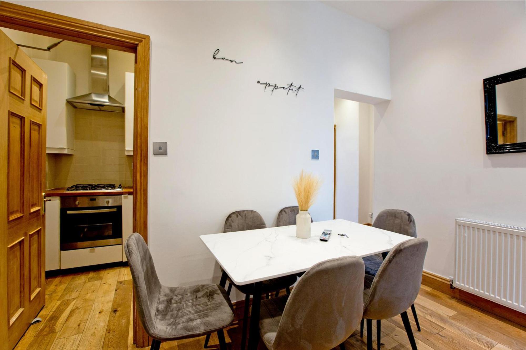 Imperial Earls Court Apartment