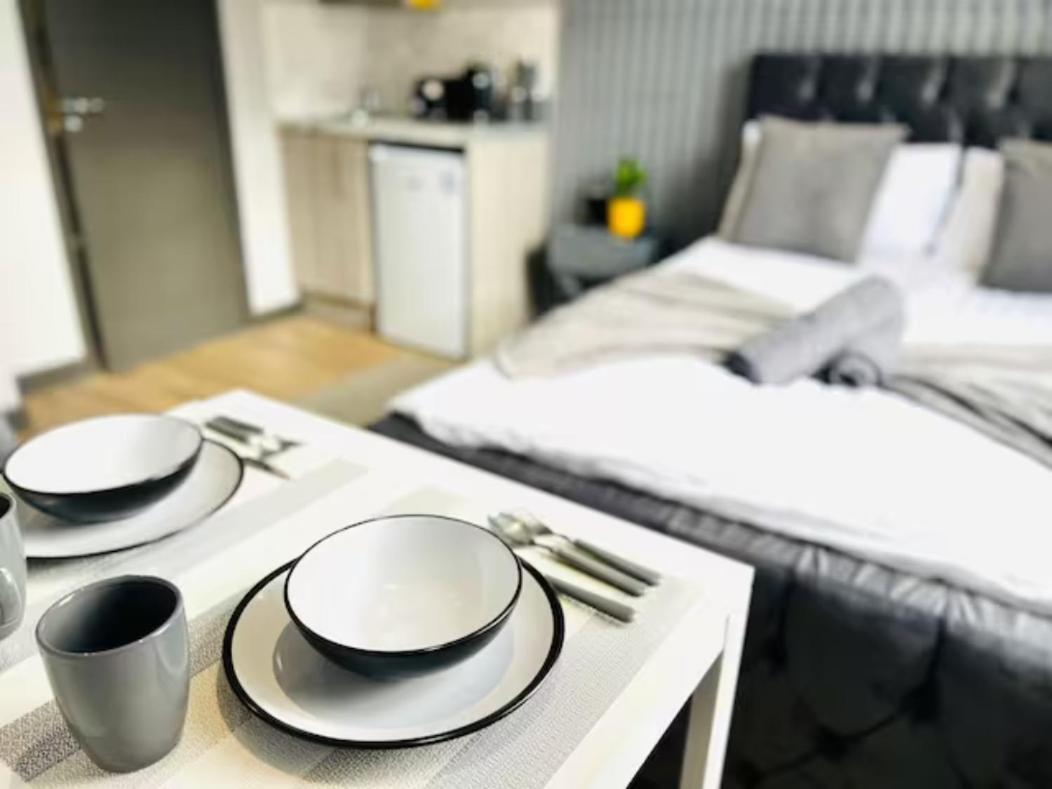 Next To Emirates Stadium Holloway * London