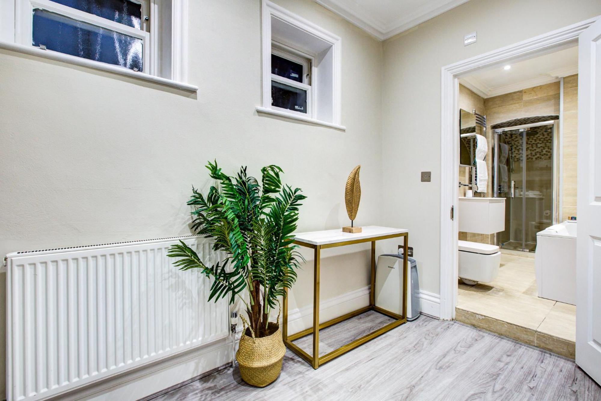 Hybrid Resi - Battersea Near Power Station Apartment *