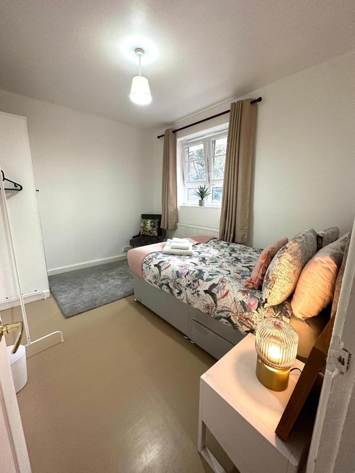 Charming 2-bed Flat With Balcony Close To White Westfield Apartamento *