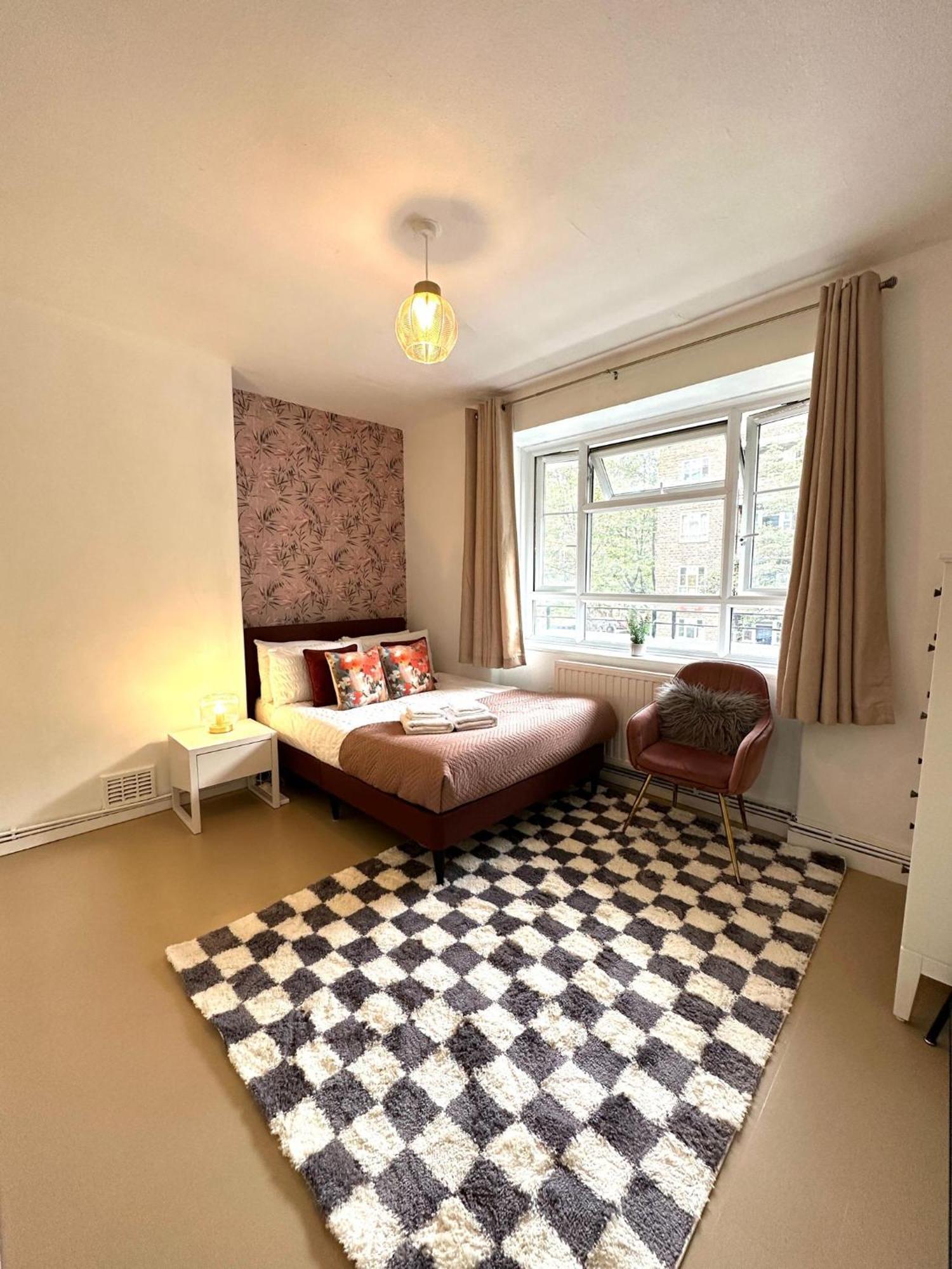 Apartamento Charming 2-bed Flat With Balcony Close To White Westfield Londres