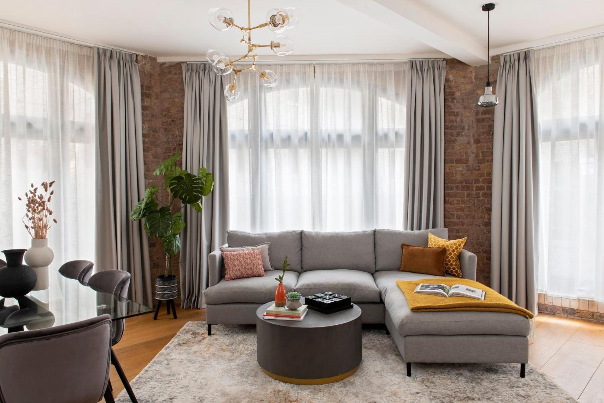 Apartment Cove Arne Street London