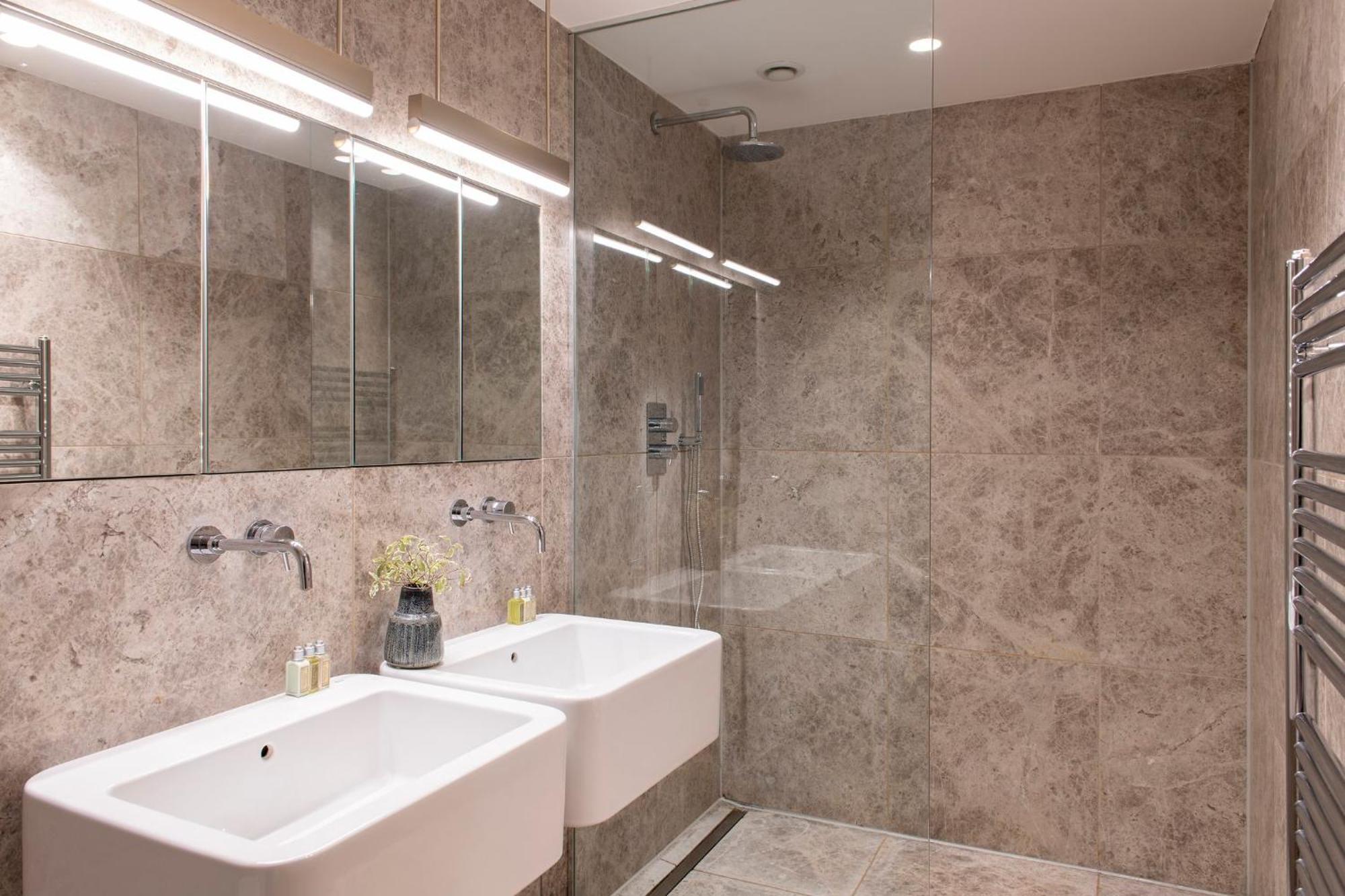 Cove Arne Street Apartment *