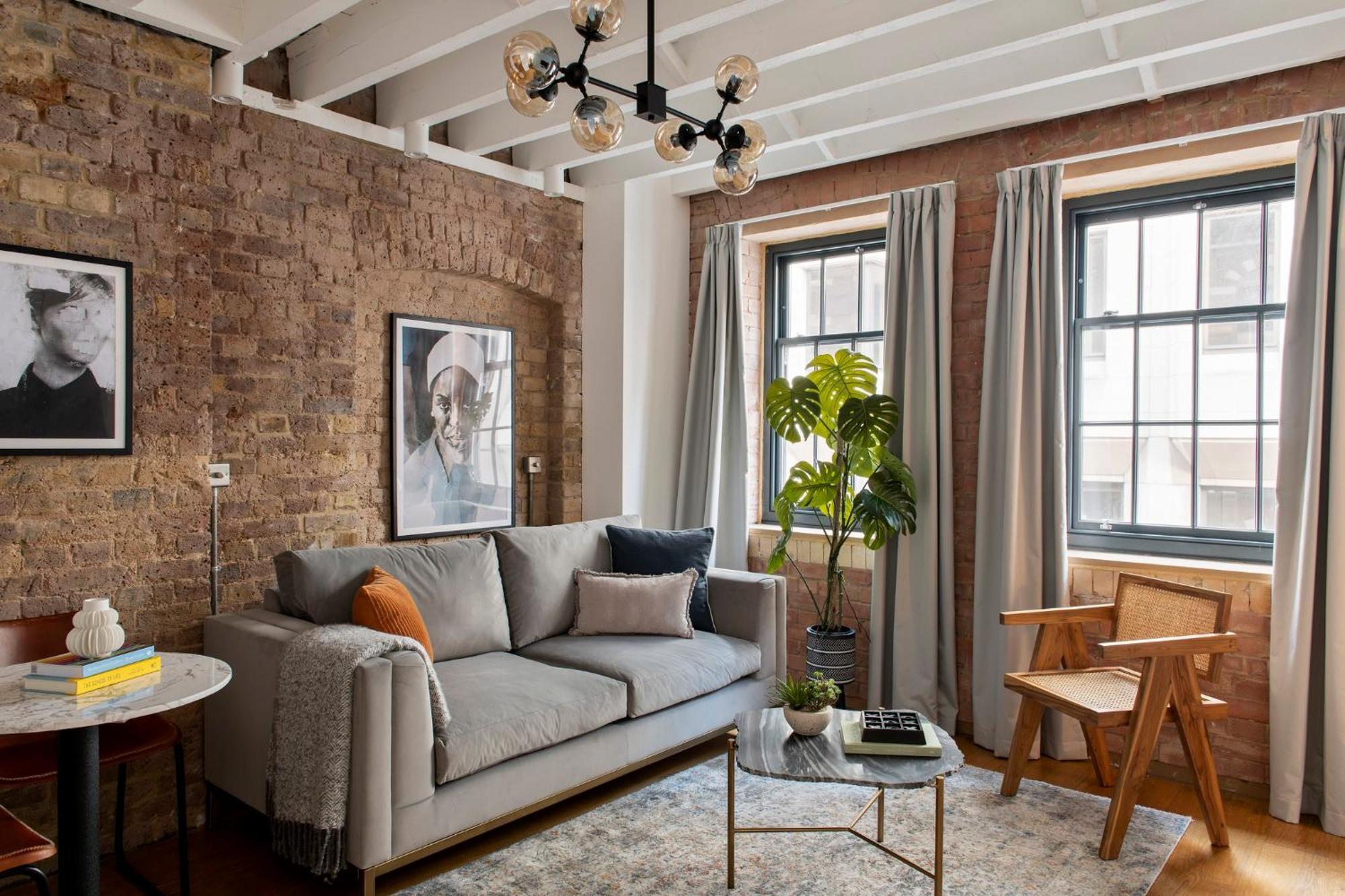Apartment Cove Arne Street London