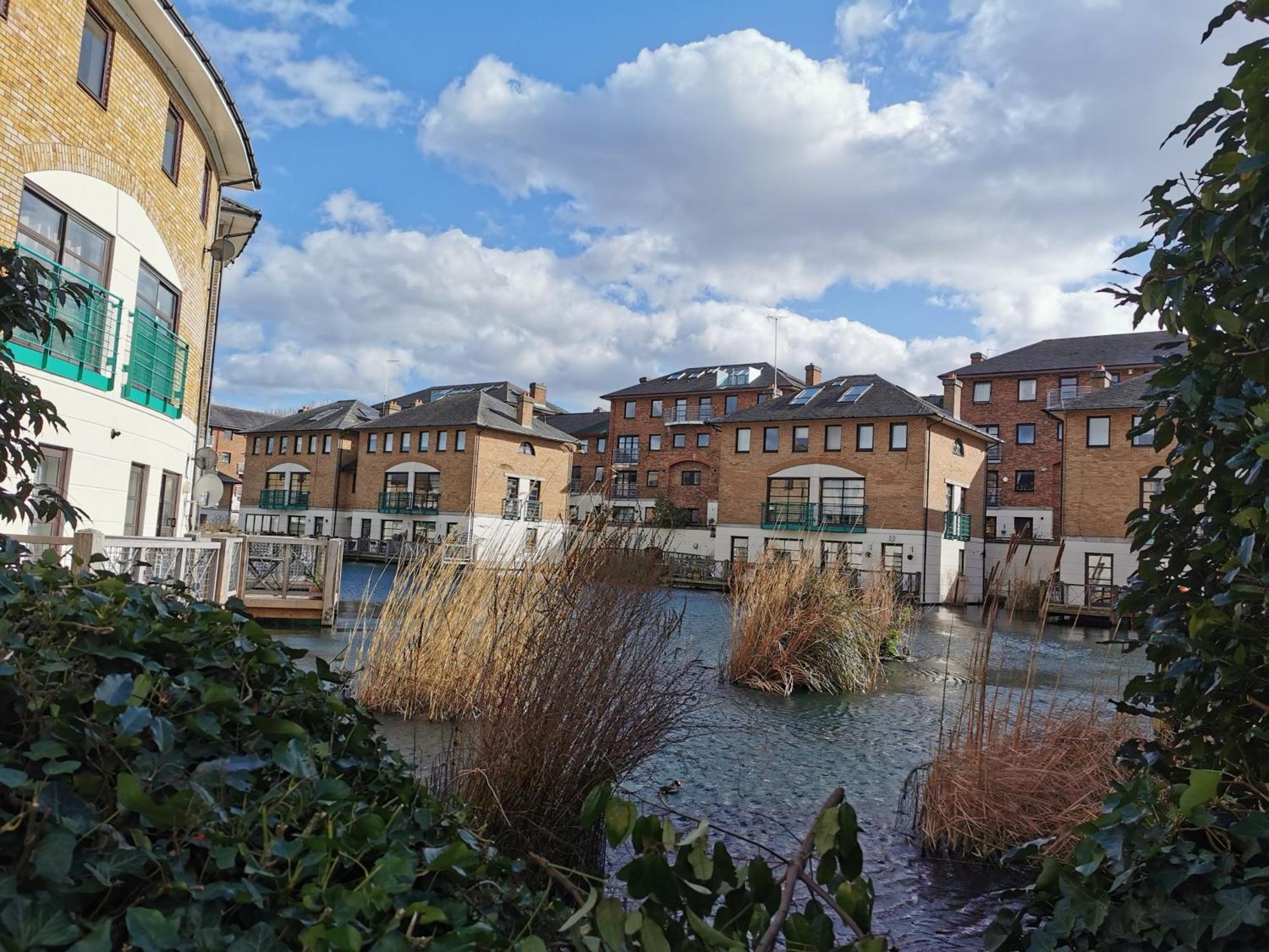 Privatunterkunft Two Stunning Bedrooms & Private Balcony & River View