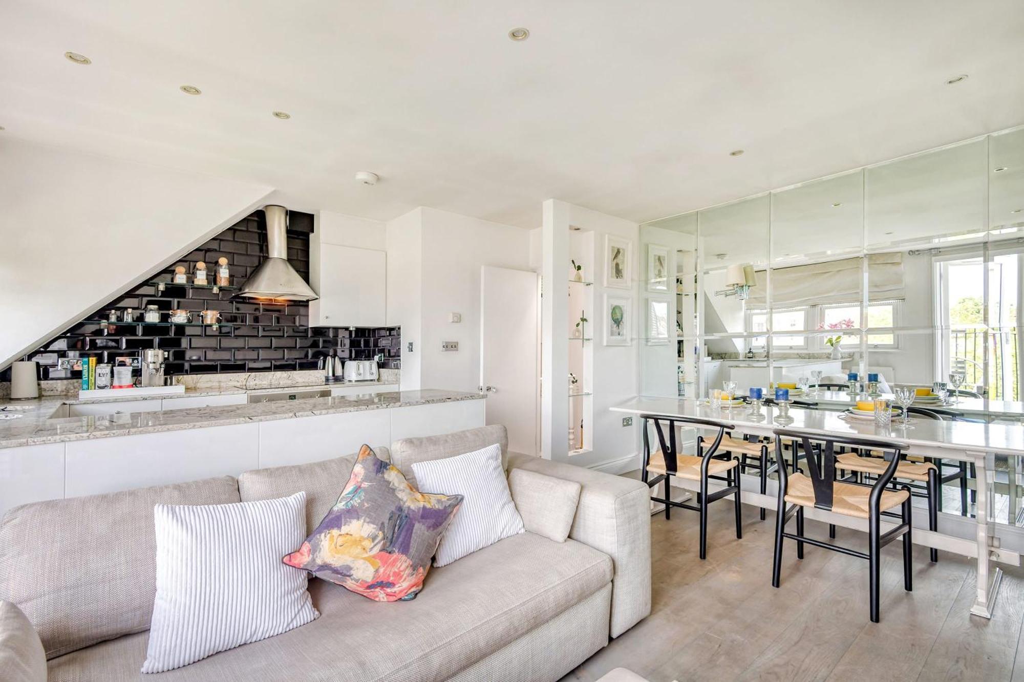 The Luxury 'treehouse' - One Bed Little Venice * Londres