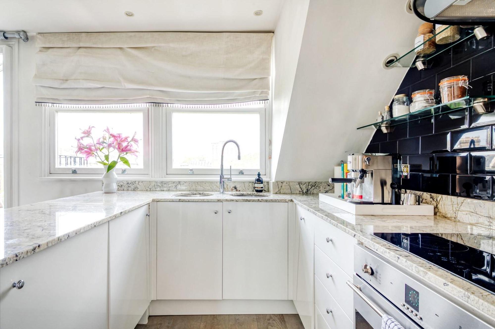 The Luxury 'treehouse' - One Bed Little Venice Londres