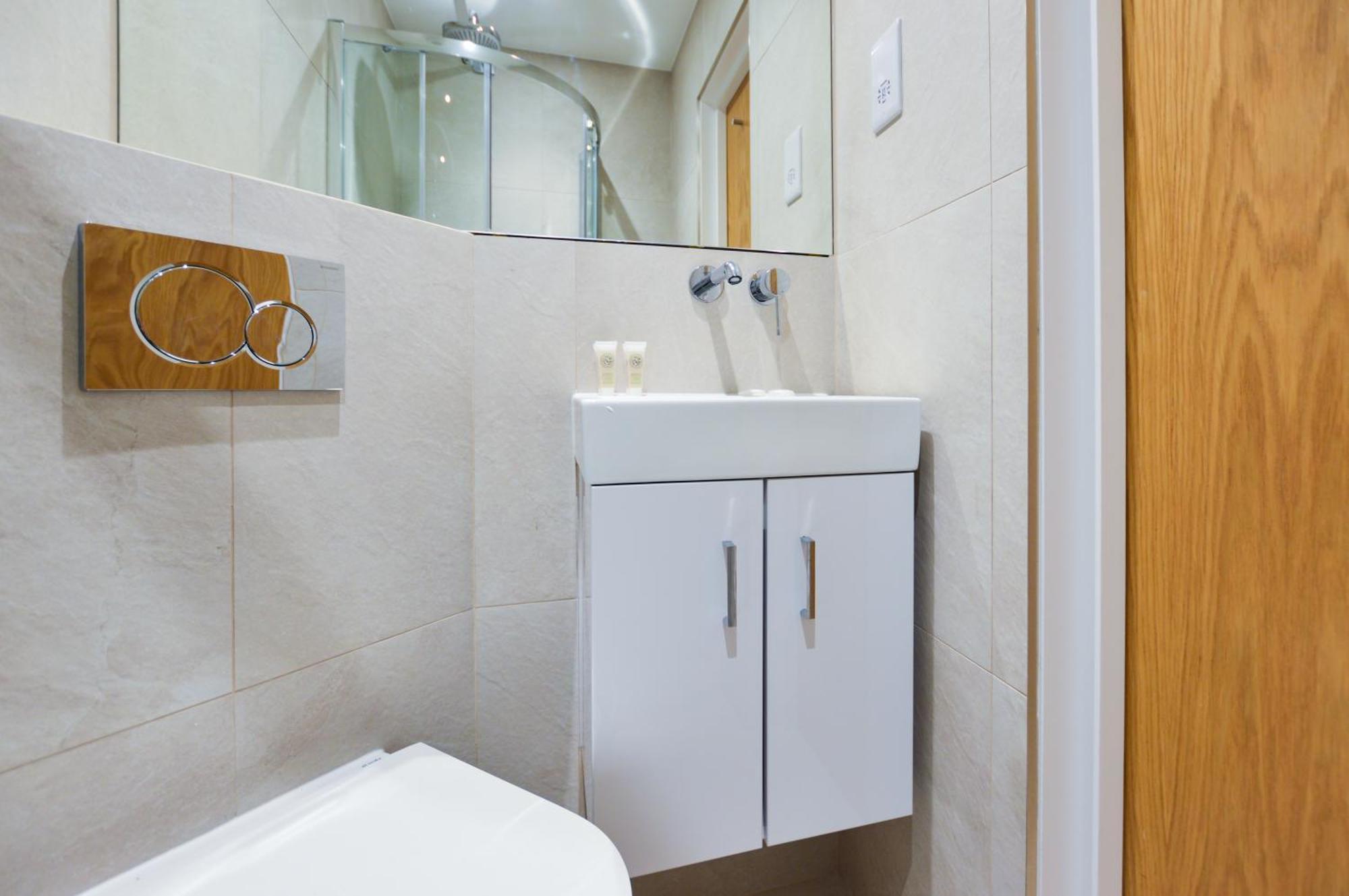 Queensborough Terrace Serviced By Concept Apartamento