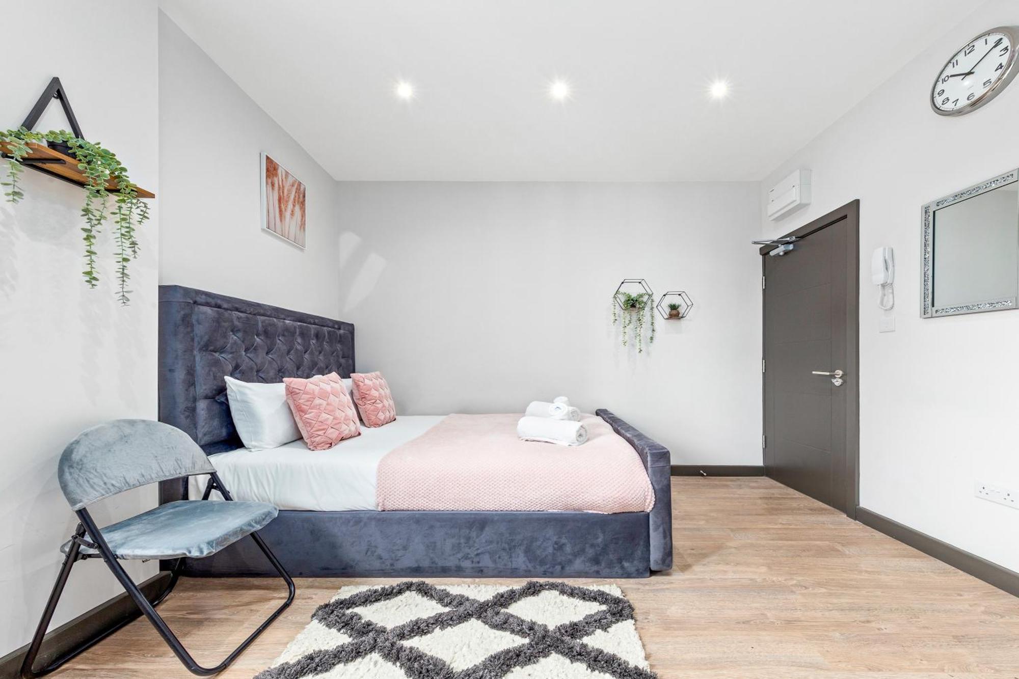Sydenham Stays By Hayes Residency