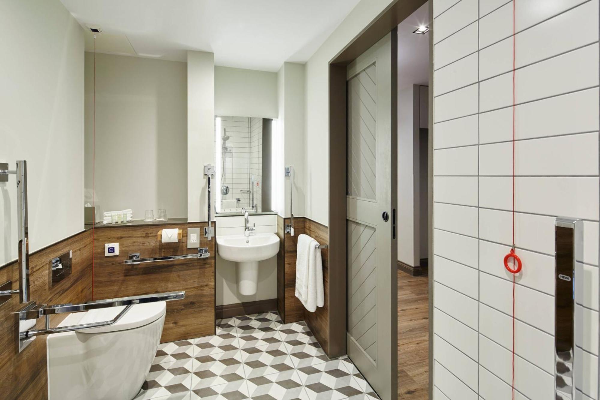 By Marriott Tower Bridge Hotel Londres