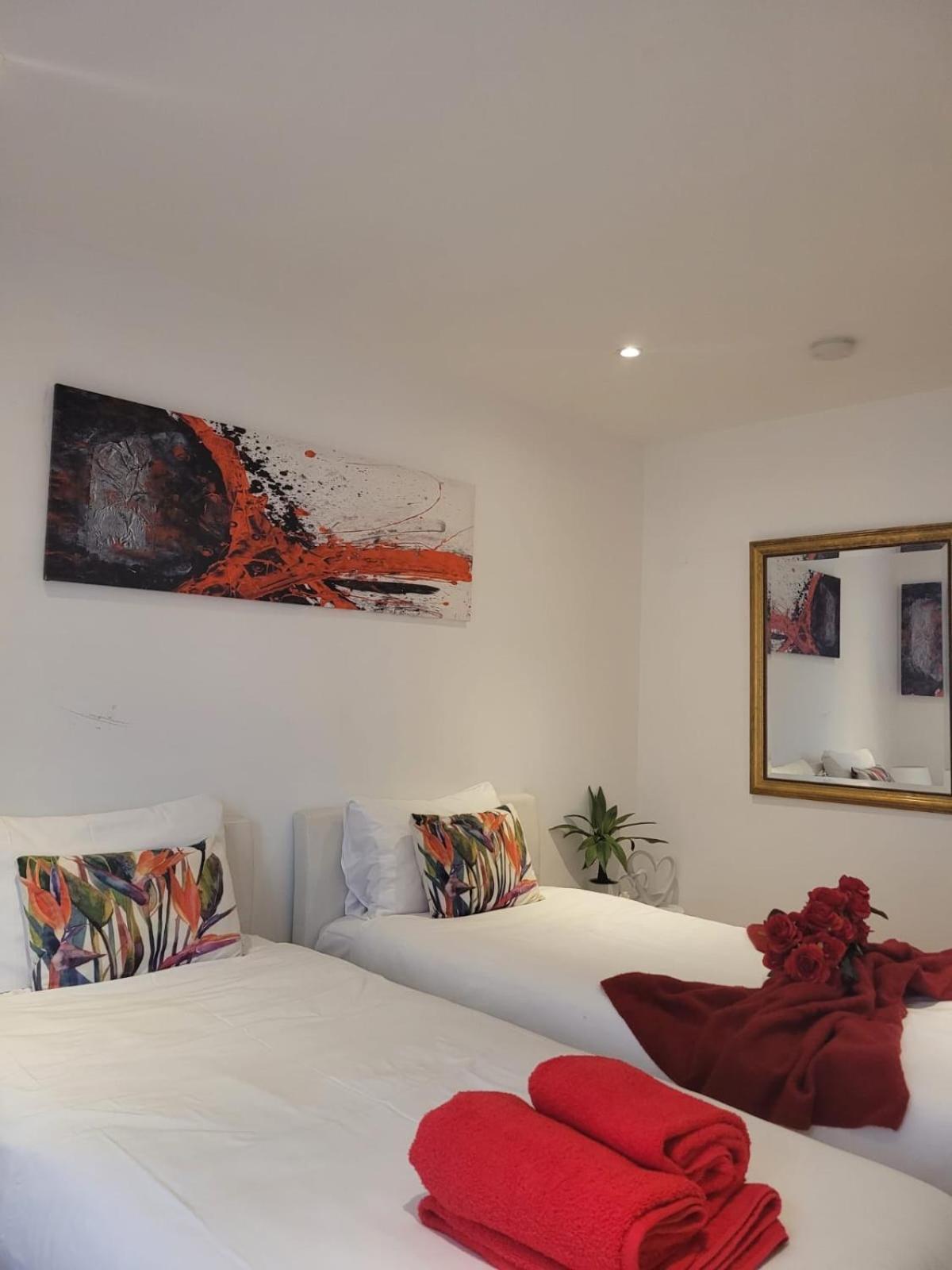 Apartamento 3 Bedroom In Central Sleep 10 Hy2 *