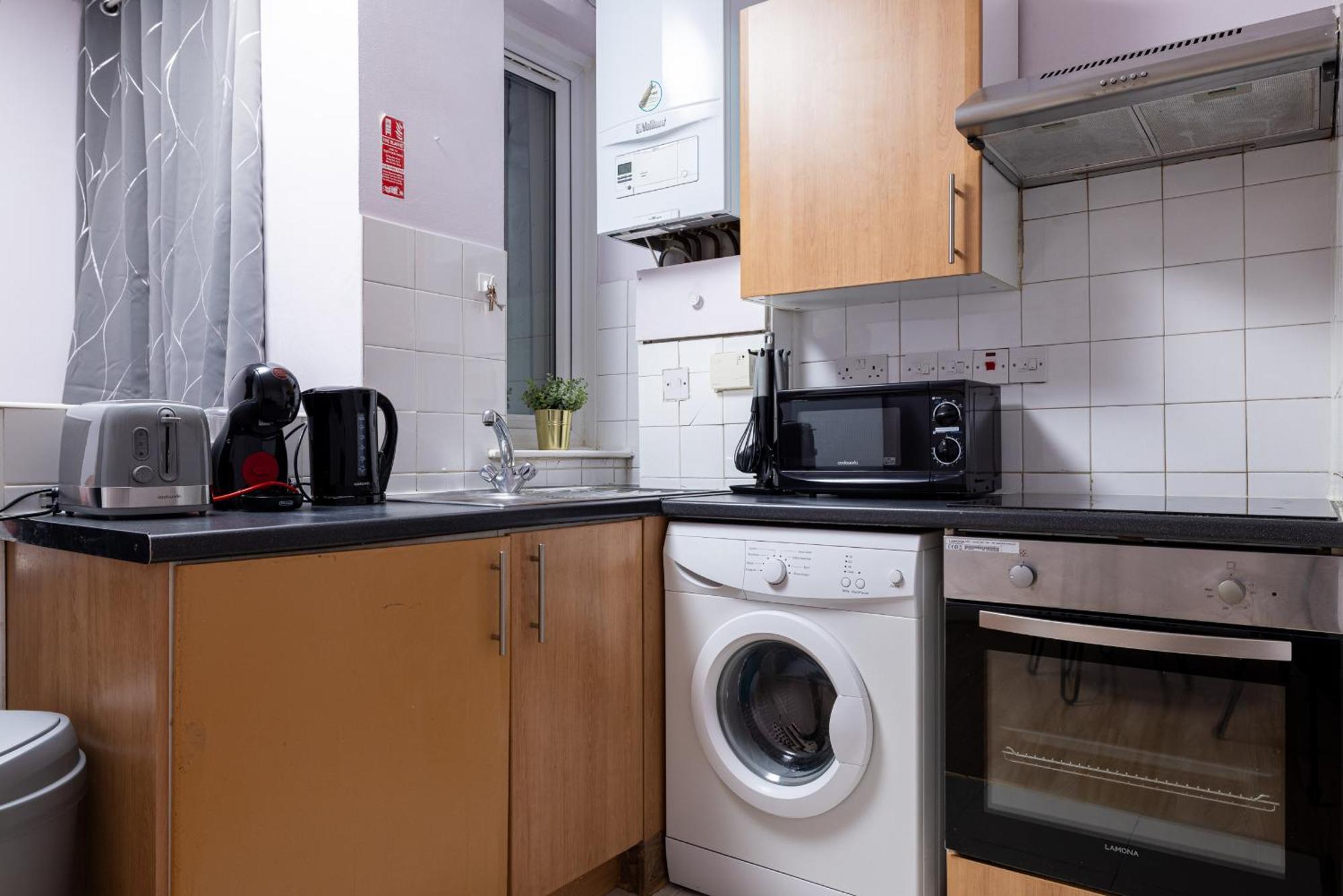 Charmstay Shepherds Bush * London
