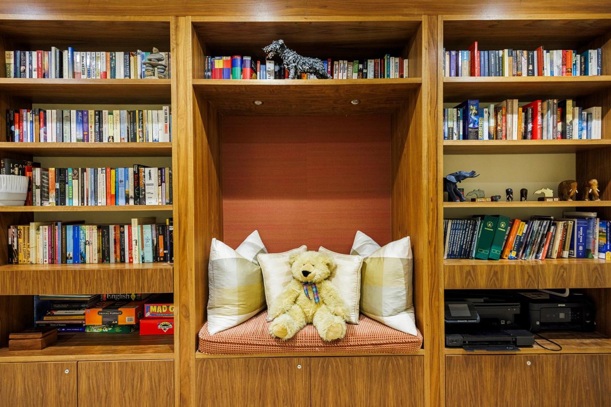 Hyde Park Hideaway Sleeps 6 Apartment London