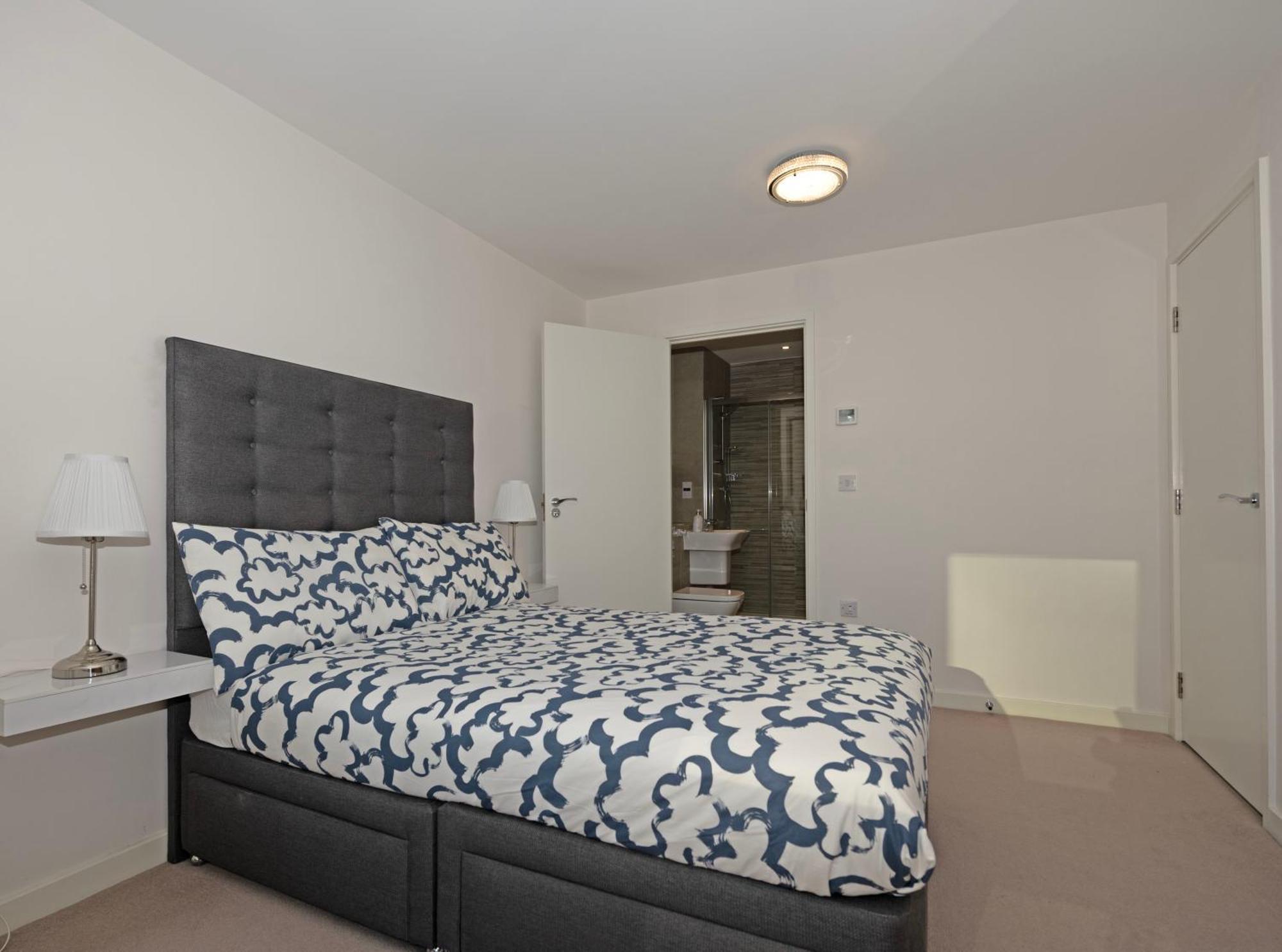 Grand Apartments Kew Gardens Apartamento Londres